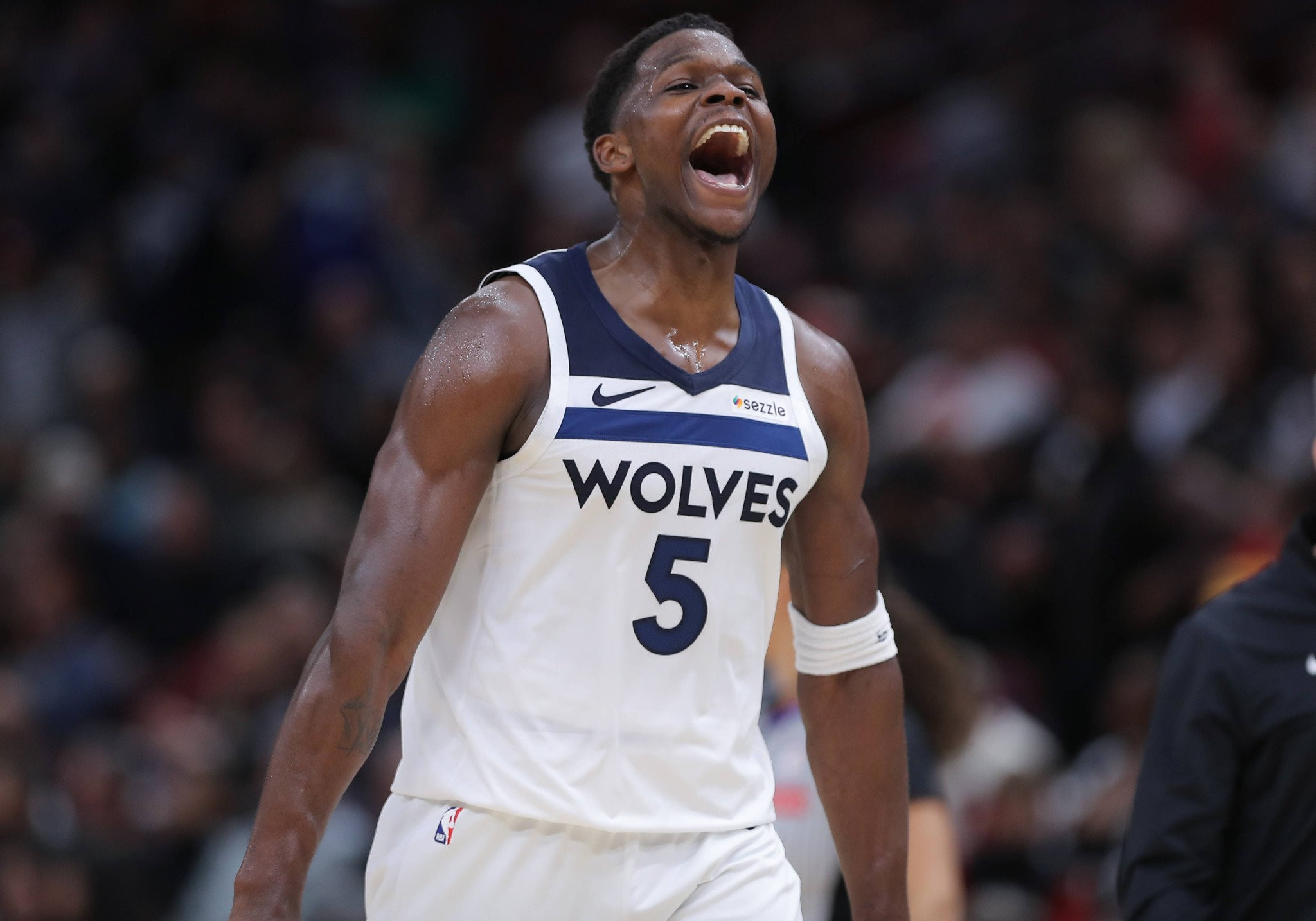 Ο περίπατος των Κλίπερς, ο Ant-Man και το πάρτι των Νικς