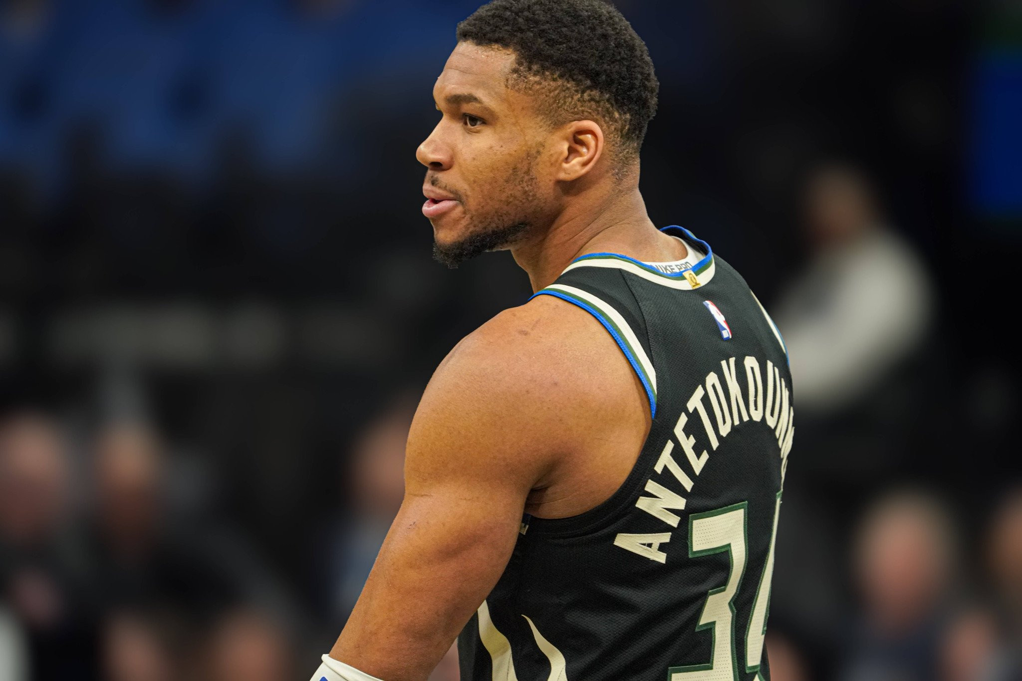 Τα Highlights από το triple double του Γιάννη κόντρα στους Τίμπεργουλβς