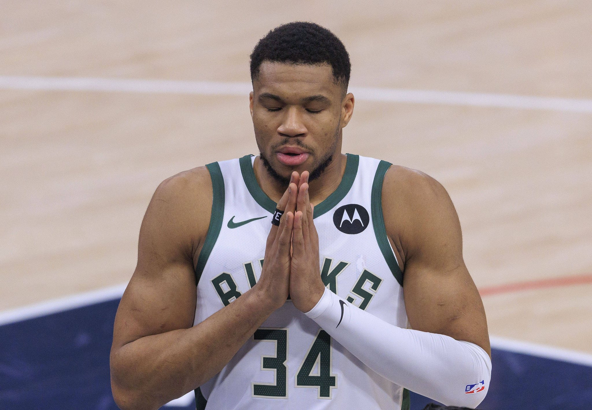 Και όμως το κατάφερε και αυτό: Ο Αντετοκούνμπο 91% στις βολές!