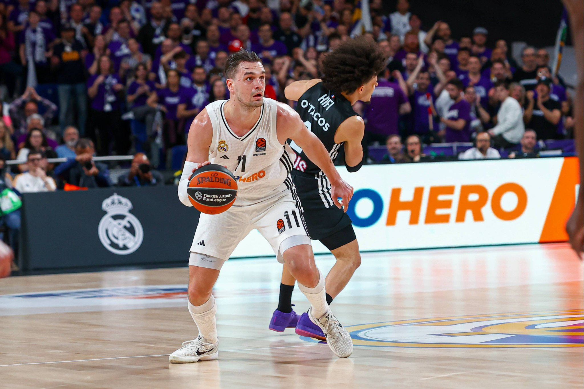 Στη ματσάρα της χρονιάς, η Ρεάλ «υπέταξε» την Παρί και έκανε άλμα Playoff