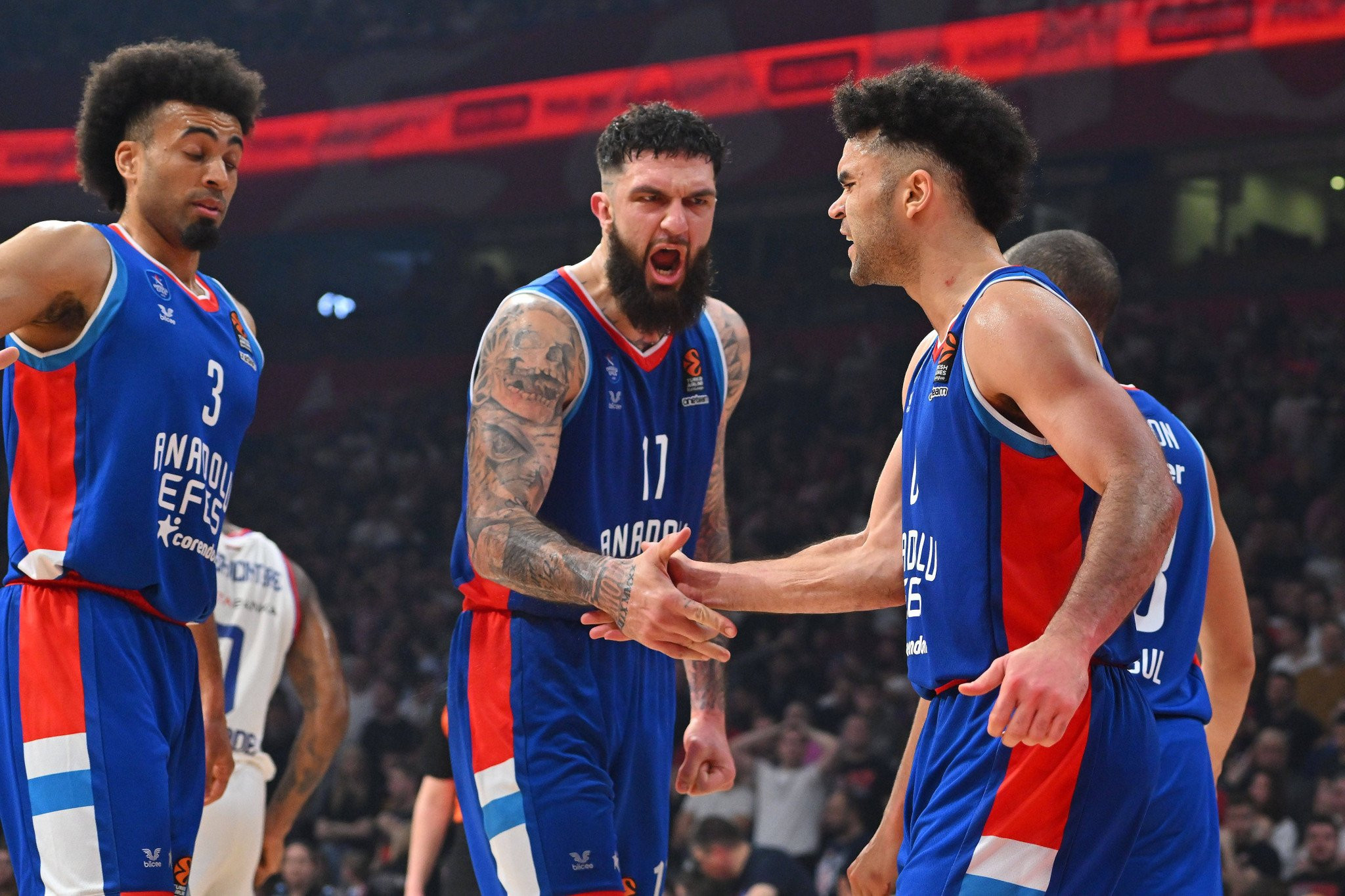 Η Εφές νίκησε την Ζαλγκίρις και... κατευθύνεται προς τον Παναθηναϊκό - Υπάρχει σενάριο και με Ρεάλ