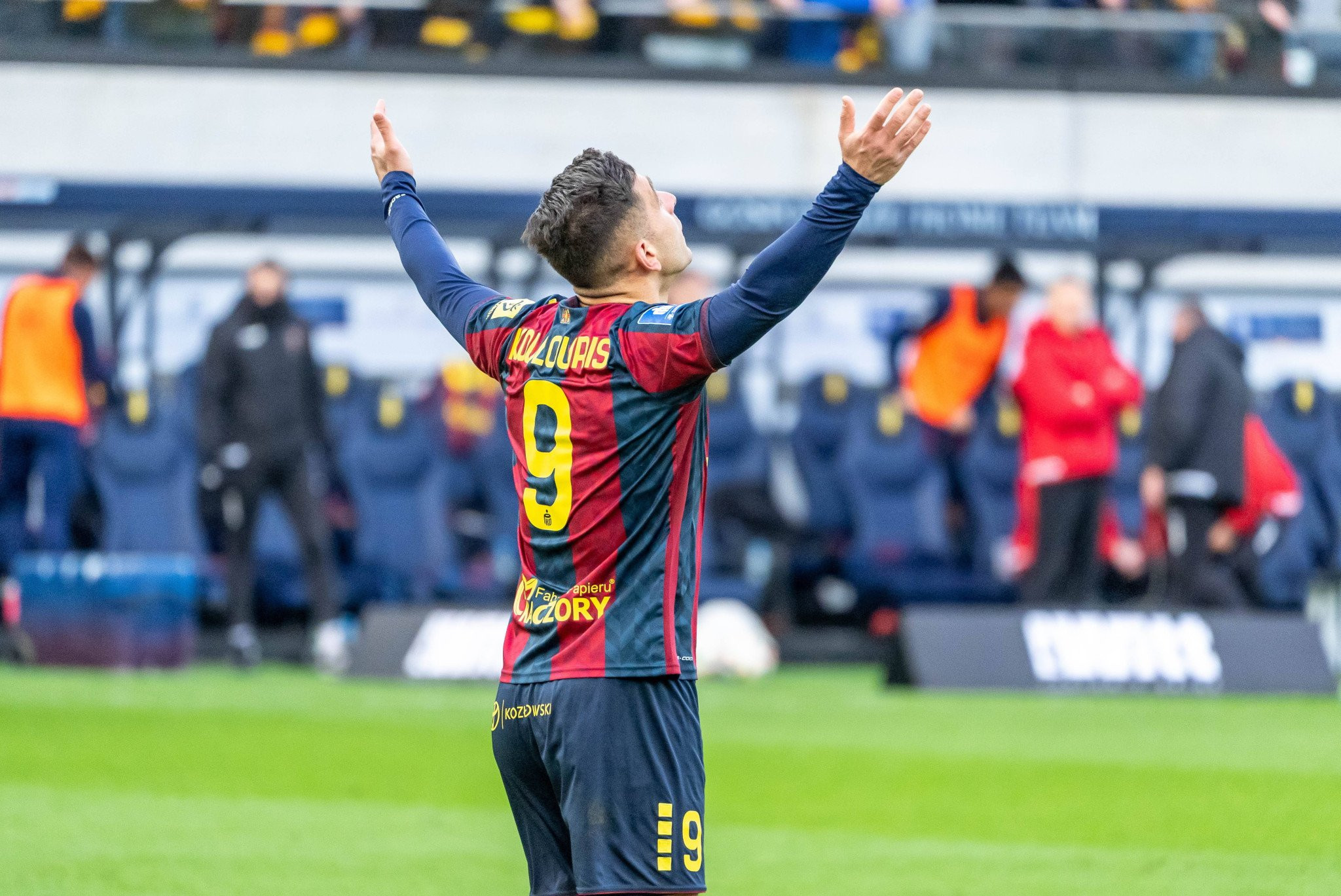 Ασταμάτητος Κουλούρης πέτυχε χατ-τρικ στην νίκη της Πογκόν! (vid)