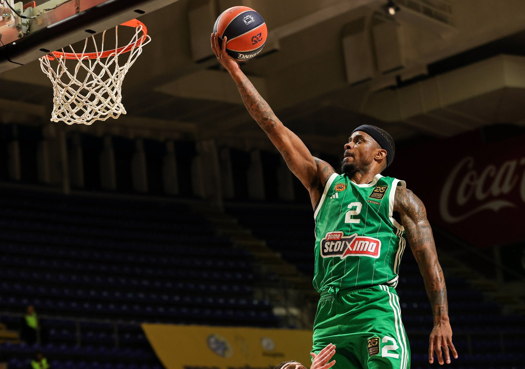 Μπράουν: «Ποιος δεν θα ήθελε να παίζει στον Ερυθρό;»