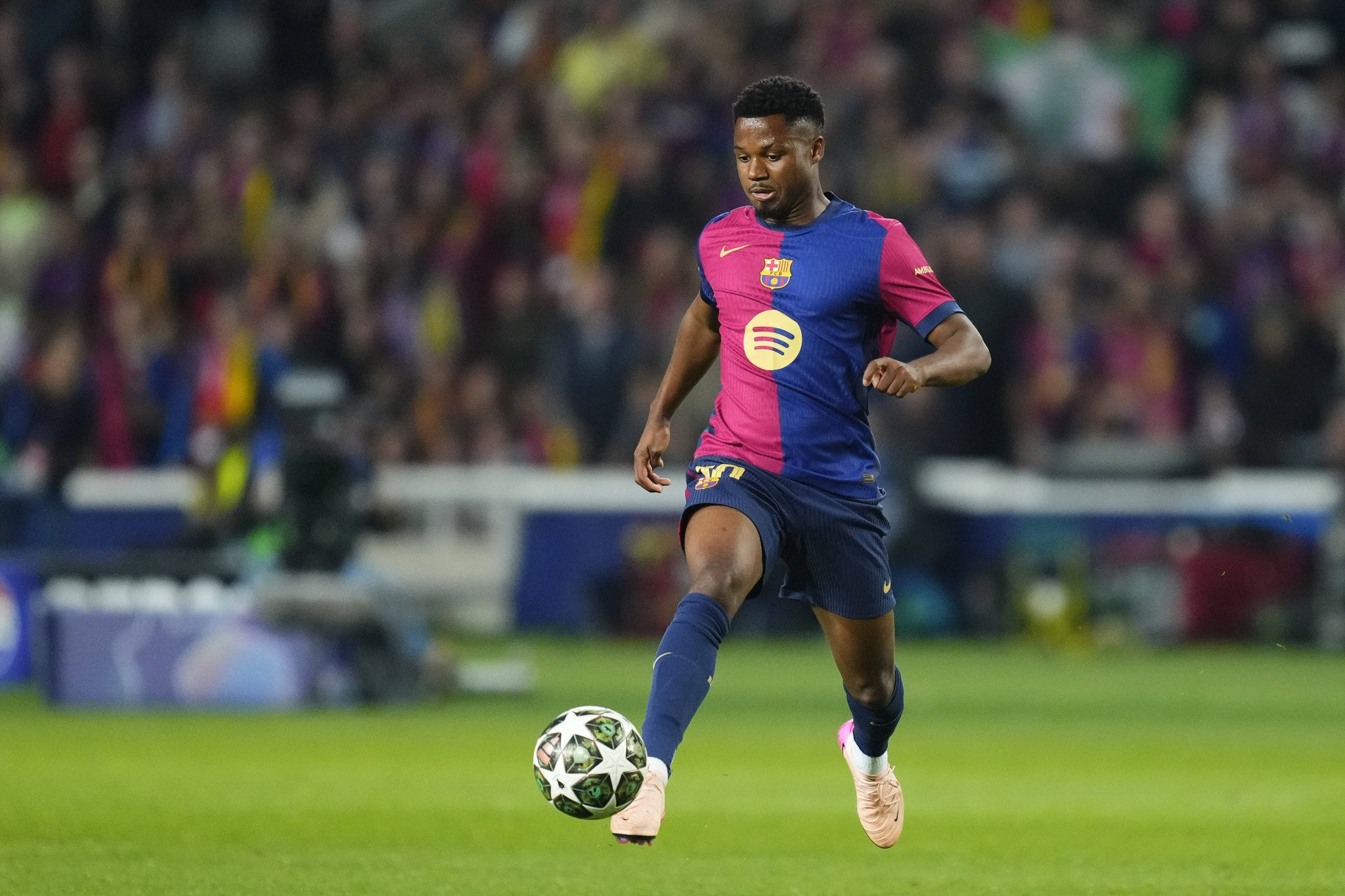 Ο Άνσου Φάτι έχει γίνει... ανάρπαστος