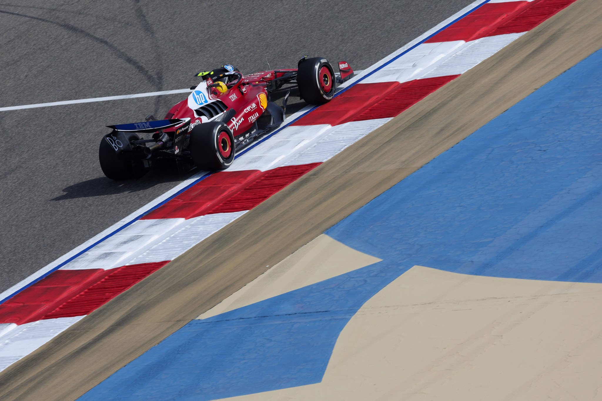 Πλήρως ανανεωμένη η SF-25 του Χάμιλτον