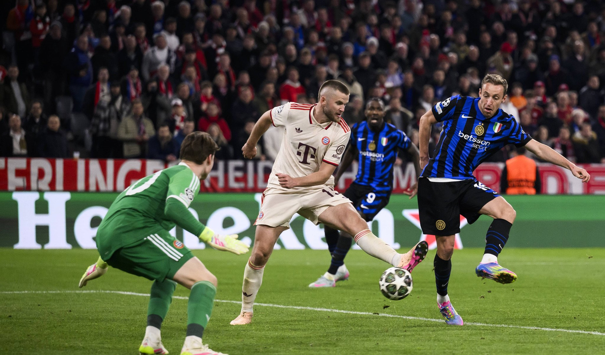 Η Ίντερ κέρδισε τη Μπάγερν εφαρμόζοντας το δικό της «Total Football» (pics)