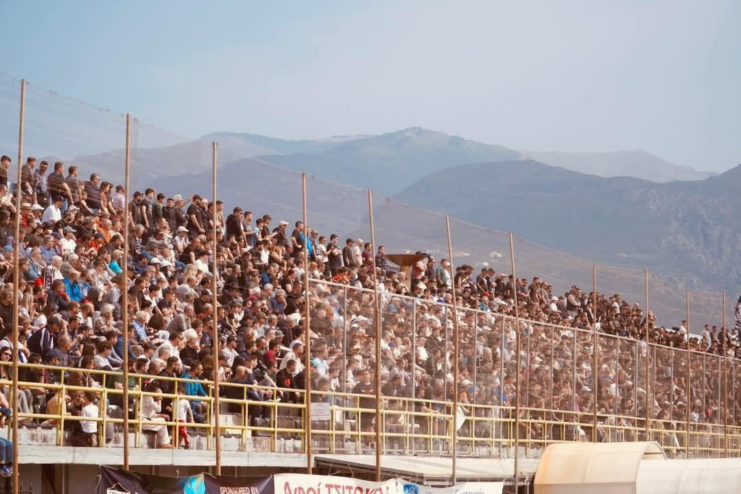 Πόσους χωράει το γήπεδο της Καλαμάτας - Χαμός για το ντέρμπι με την Κηφισιά