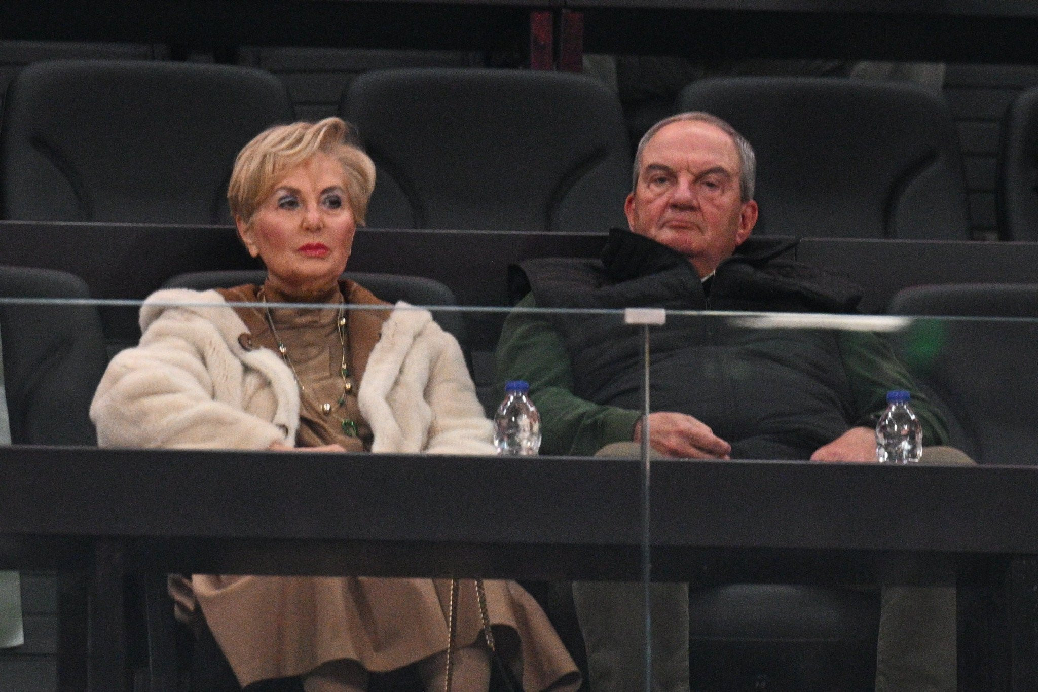 O Καραμανλής στο ΟΑΚΑ παρέα με την Δέσποινα Γιαννακοπούλου