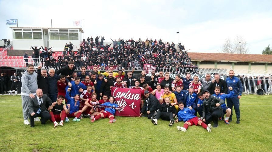 Η πανηγυρική φωτογραφία της ΑΕΛ στη Χαλάστρα μετά την άνοδο! (pic)