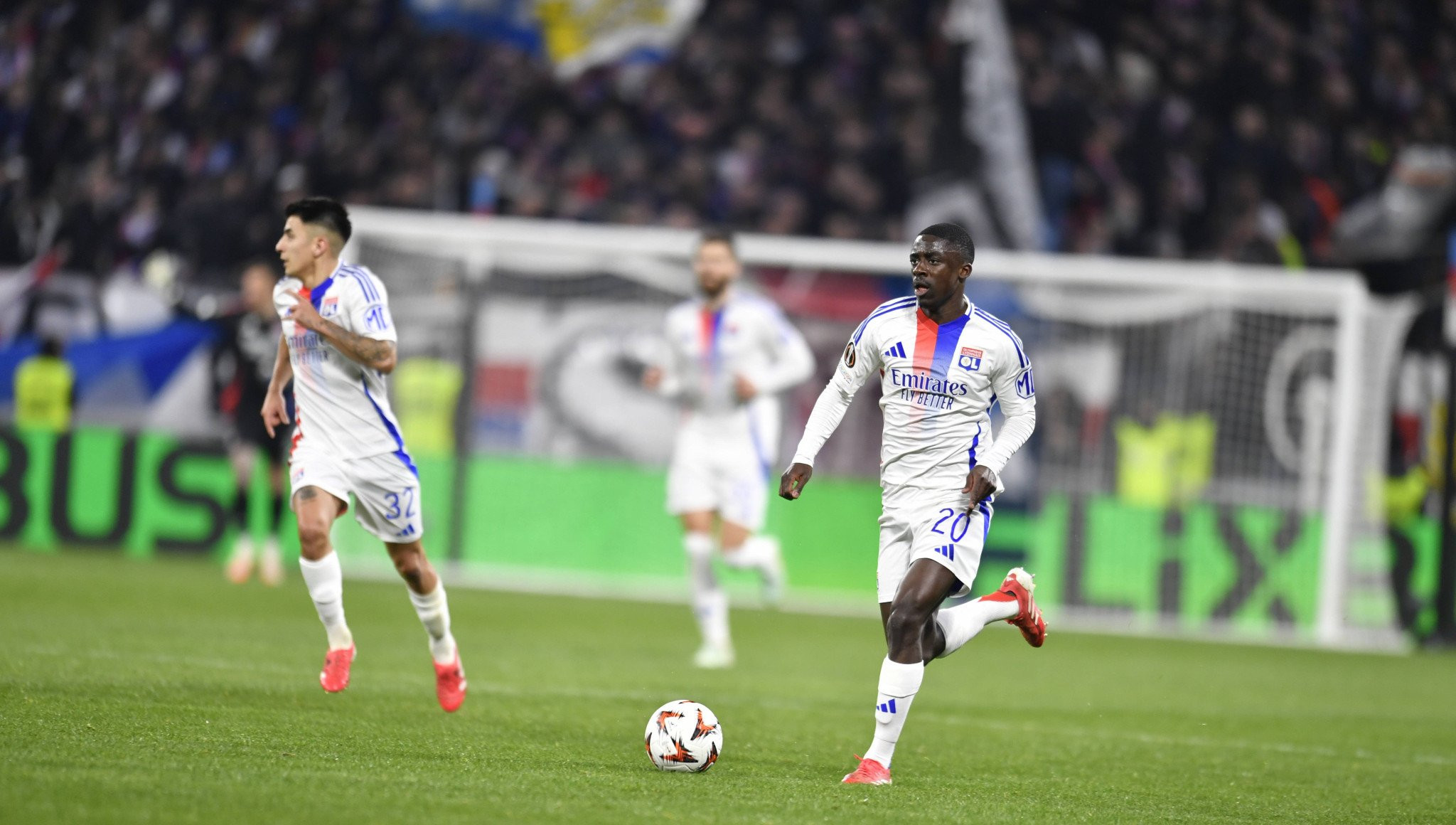 «Βόμβα» στη Γαλλία: Υποβιβάστηκε η Λιόν λόγω χρεών!