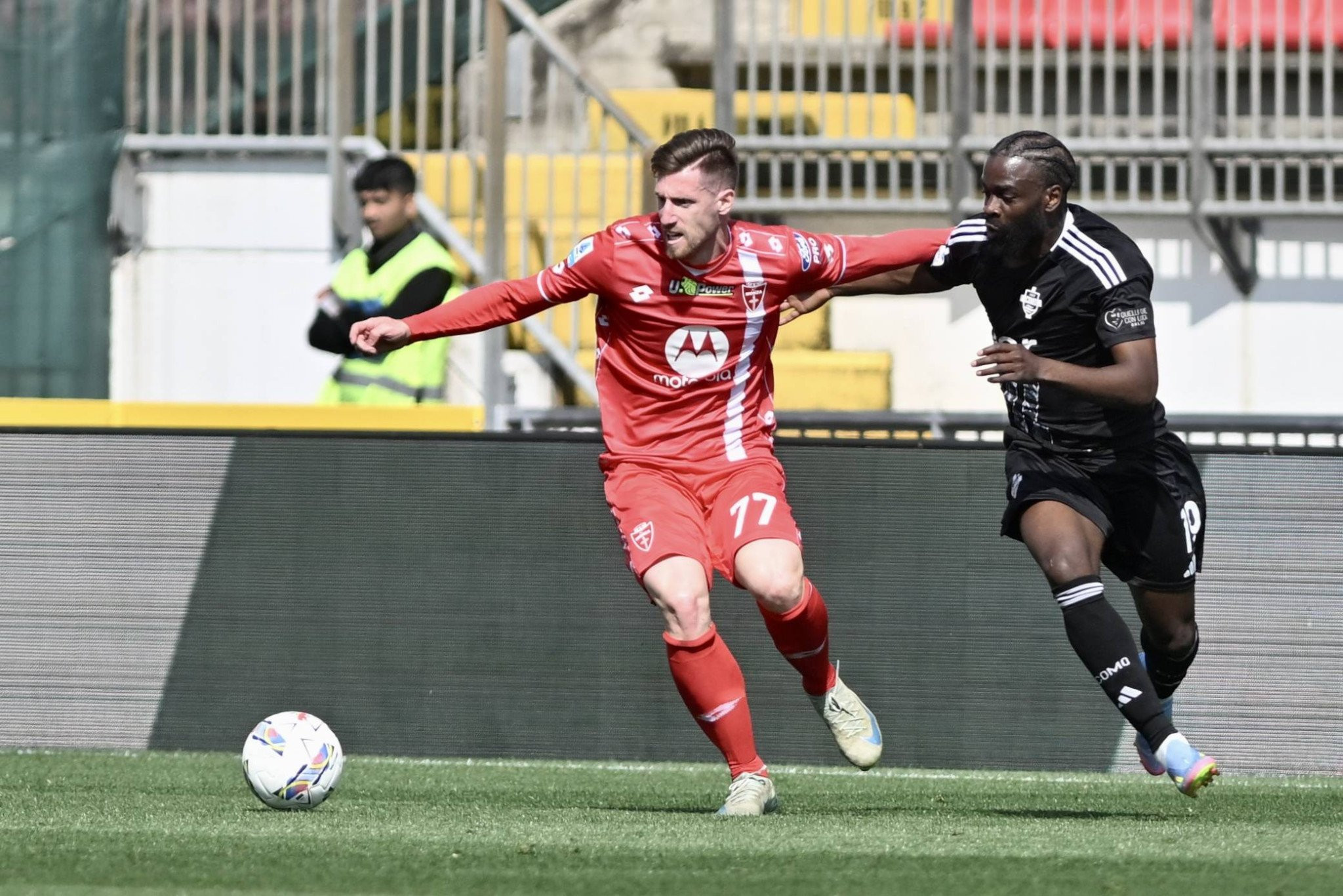 Η Κόμο του Δουβίκα κέρδισε (1-3) και... βύθισε τη Μόντσα του Κυριακόπουλου