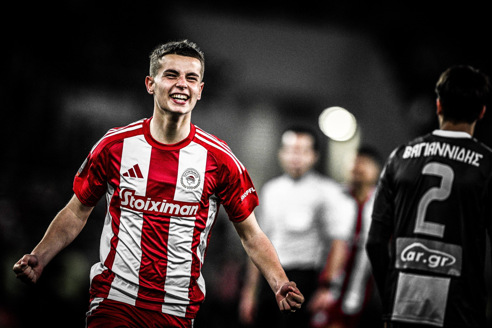 «Ο νέος Μόντριτς» - Οι Άγγλοι εκθειάζουν τον Μουζακίτη και τον συνδέουν με Άρσεναλ και Γιουνάιτεντ