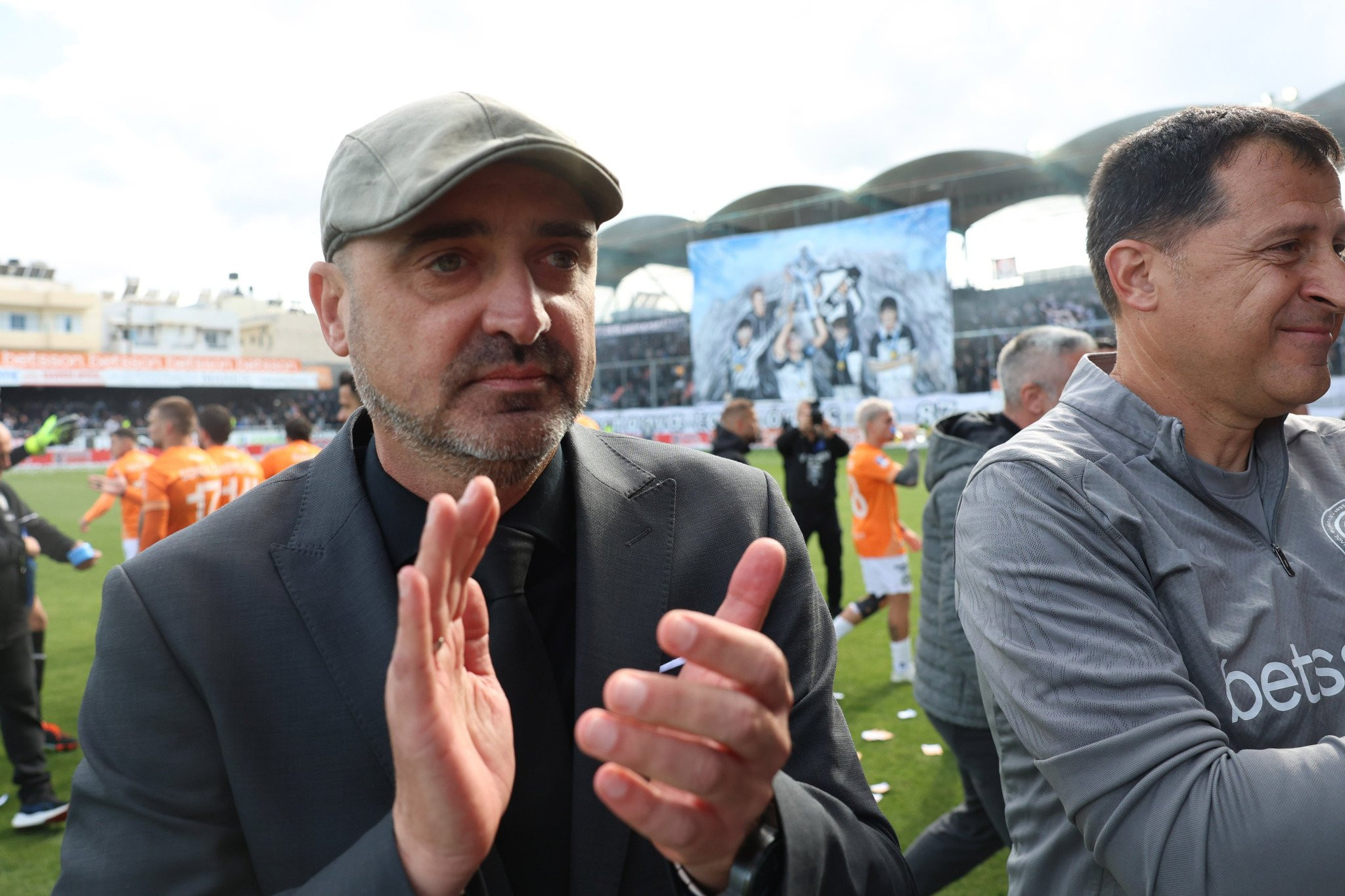 Συγκλόνισε ο Ράσταβατς: «Αφιερωμένο στον Τραϊανό Δέλλα και στην οικογένεια του, είναι δημιουργία του η ομάδα»