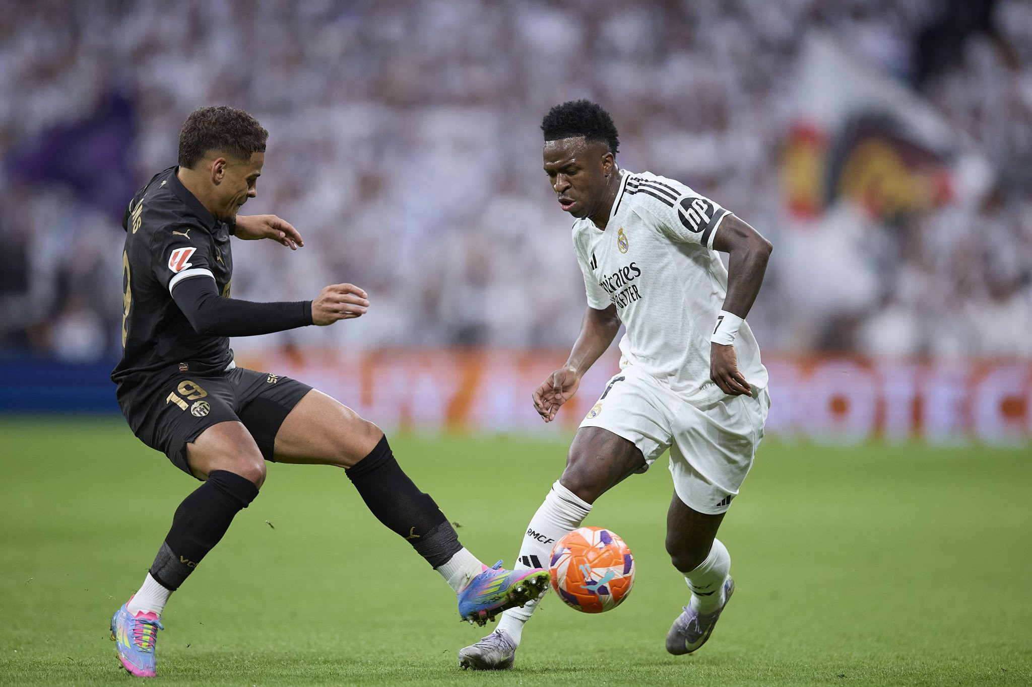 Η Βαλένθια του Κορμπεράν «άλωσε» το «Μπερναμπέου» και σόκαρε την Ρεάλ!