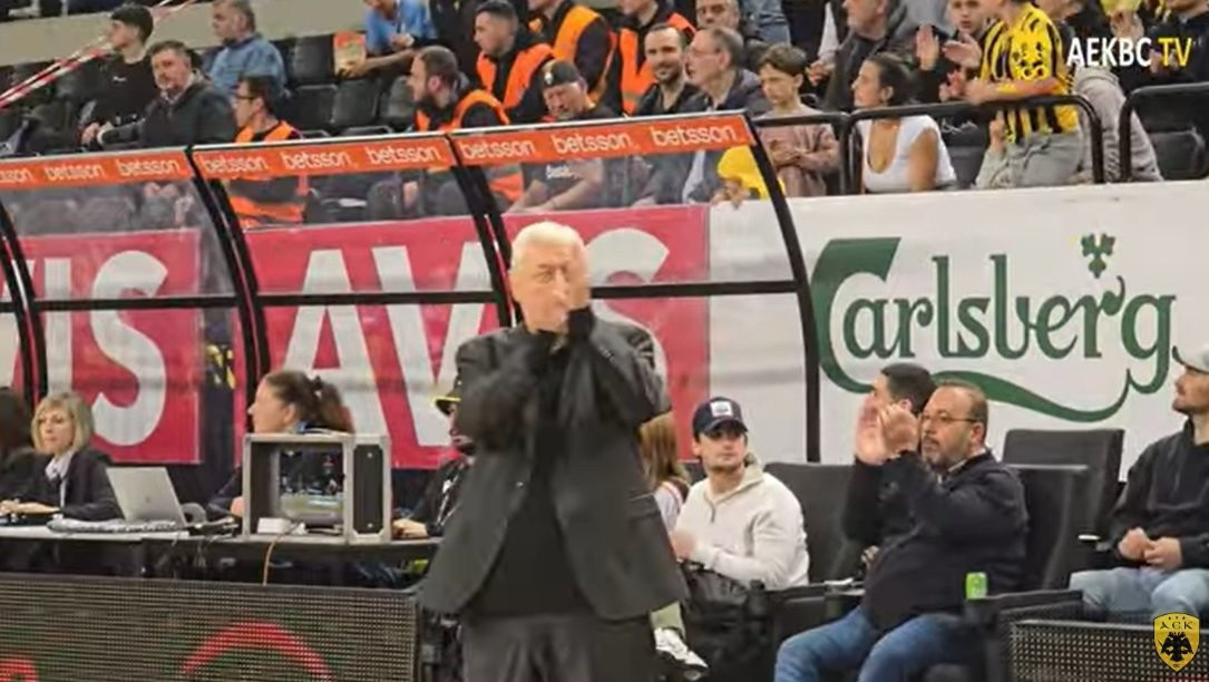 H νίκη επί του ΠΑΟΚ και η αποθέωση για Σακοτα: Η παρακάμερα της ΑΕΚ (vid)