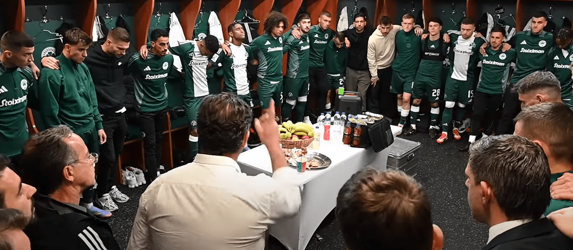 Τα λόγια του Βιτόρια που έφτιαξαν τους παίκτες του Παναθηναϊκού πριν από το ντέρμπι με την ΑΕΚ