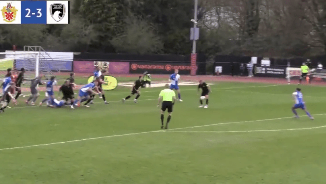 Στα... τοπικά μπαίνουν τα καλύτερα γκολ - Ακόμα και από την μία περιοχή στην άλλη! (vid)