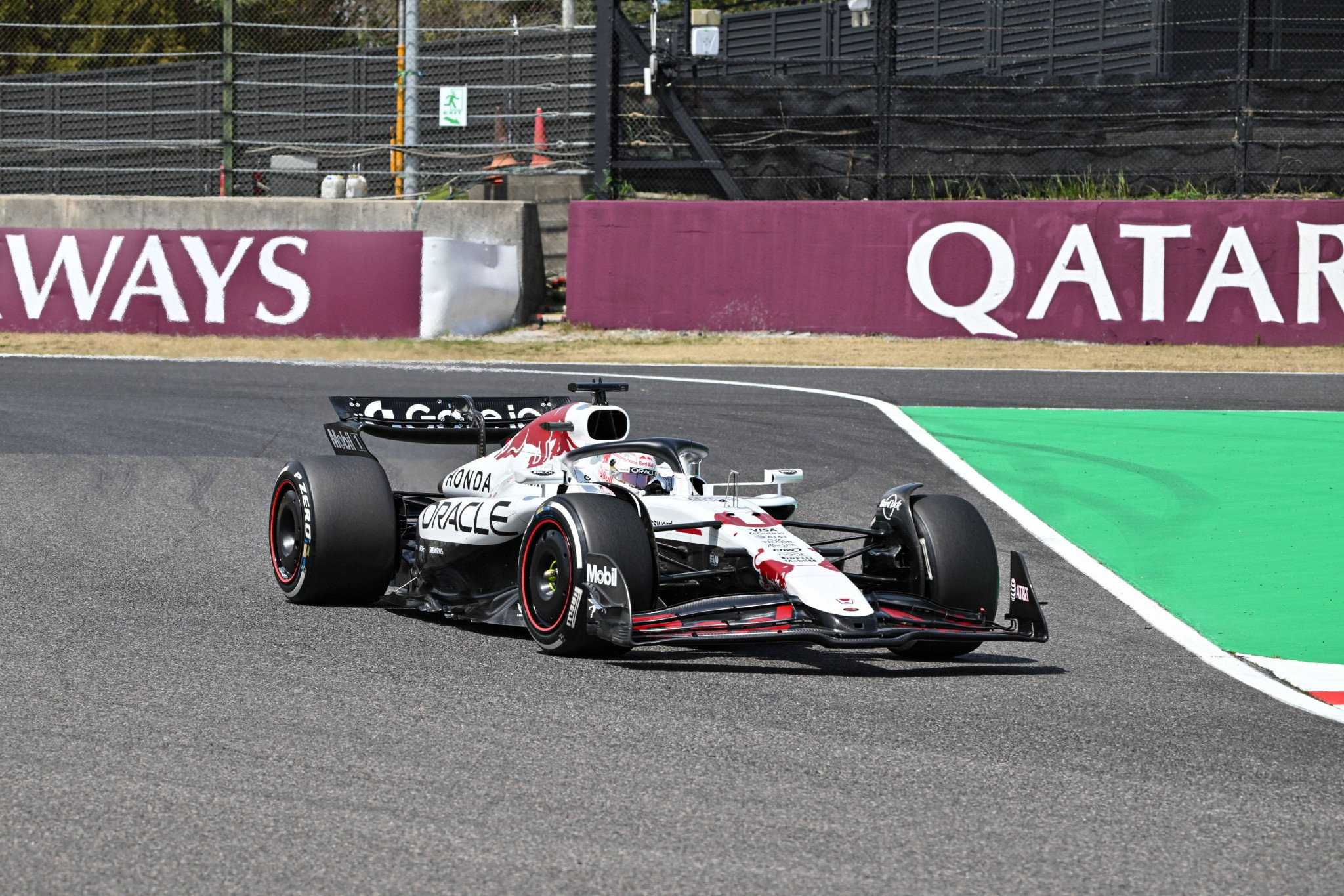 Pole position at the buzzer για τον πρωταθλητή Φερστάπεν στη Σουζούκα