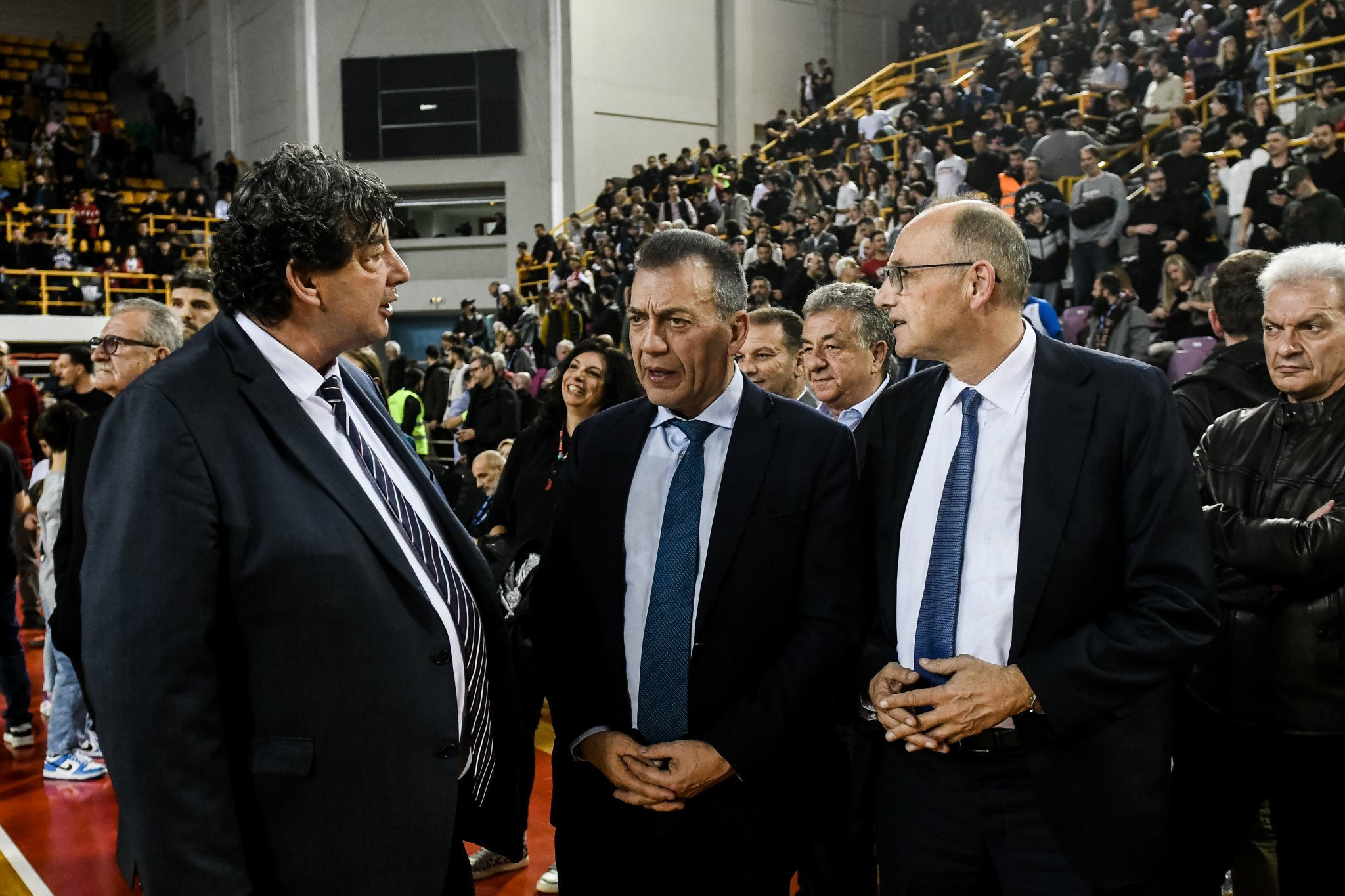 «Σχίσμα» στο ελληνικό μπάσκετ! Στον Βρούτση έξι ΚΑΕ με σοβαρές καταγγελίες για ΕΟΚ, ΚΕΔ και ΕΣΑΚΕ