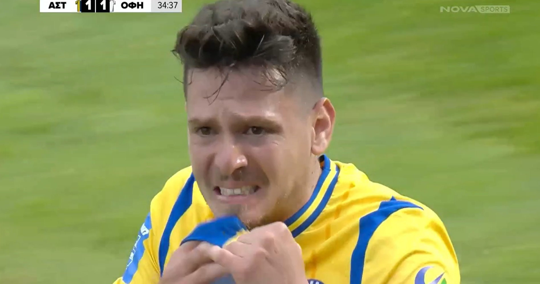 Τα κλάματα του Χατζηγιοβάνη μετά το γκολ του στο ματς με τον ΟΦΗ