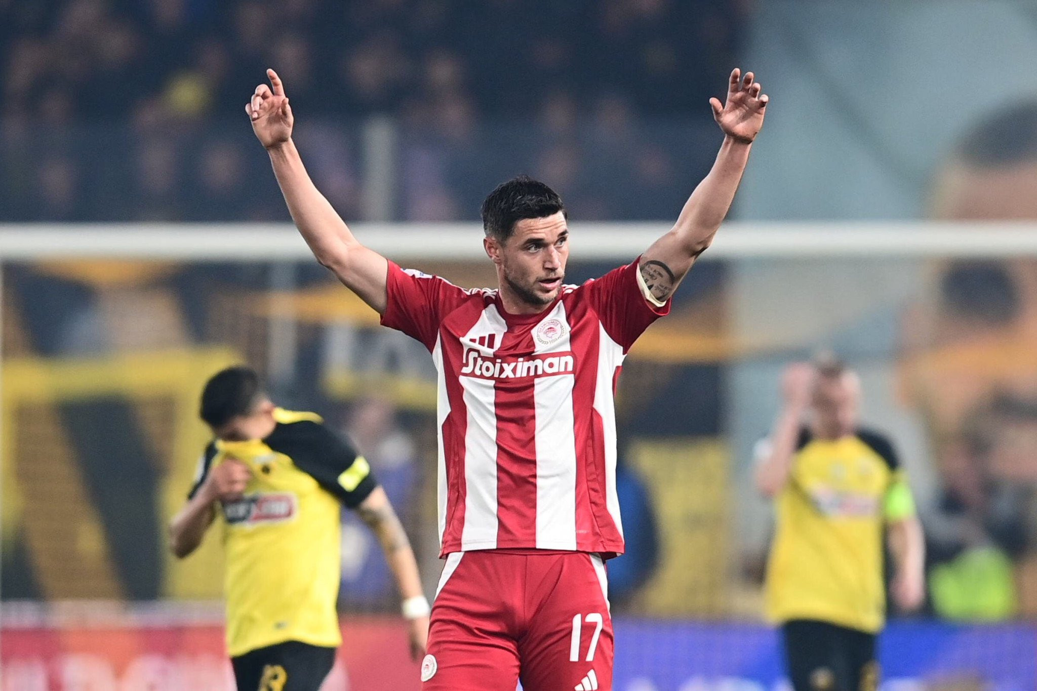 «Τραμπζονσπόρ και Σαχτάρ ενδιαφέρονται για Γιάρεμτσουκ»