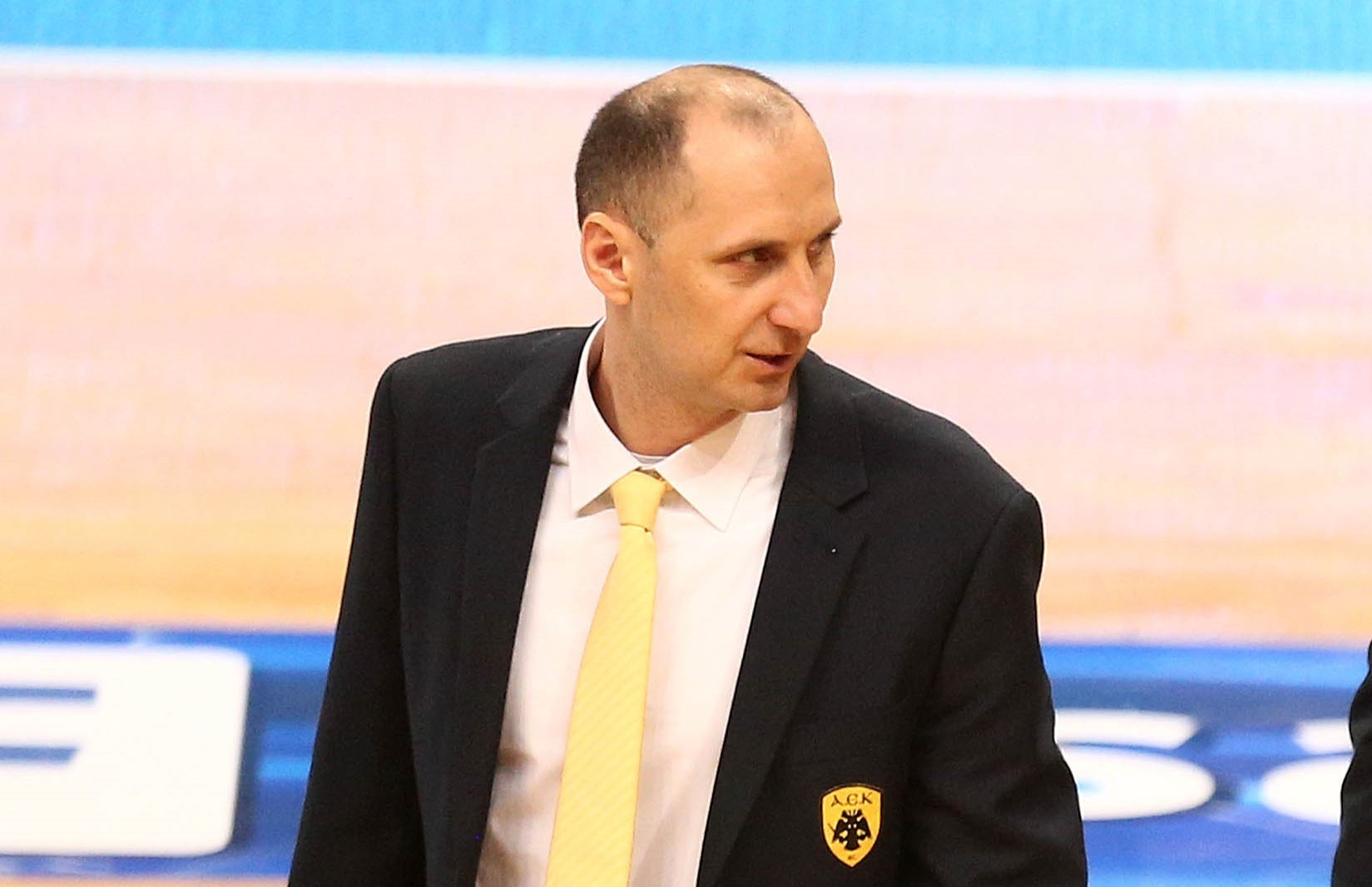 Ποιος είναι ο αντικαταστάτης του Ομπράντοβιτς στην Παρτίζαν και ποια η σχέση του με την Ελλάδα