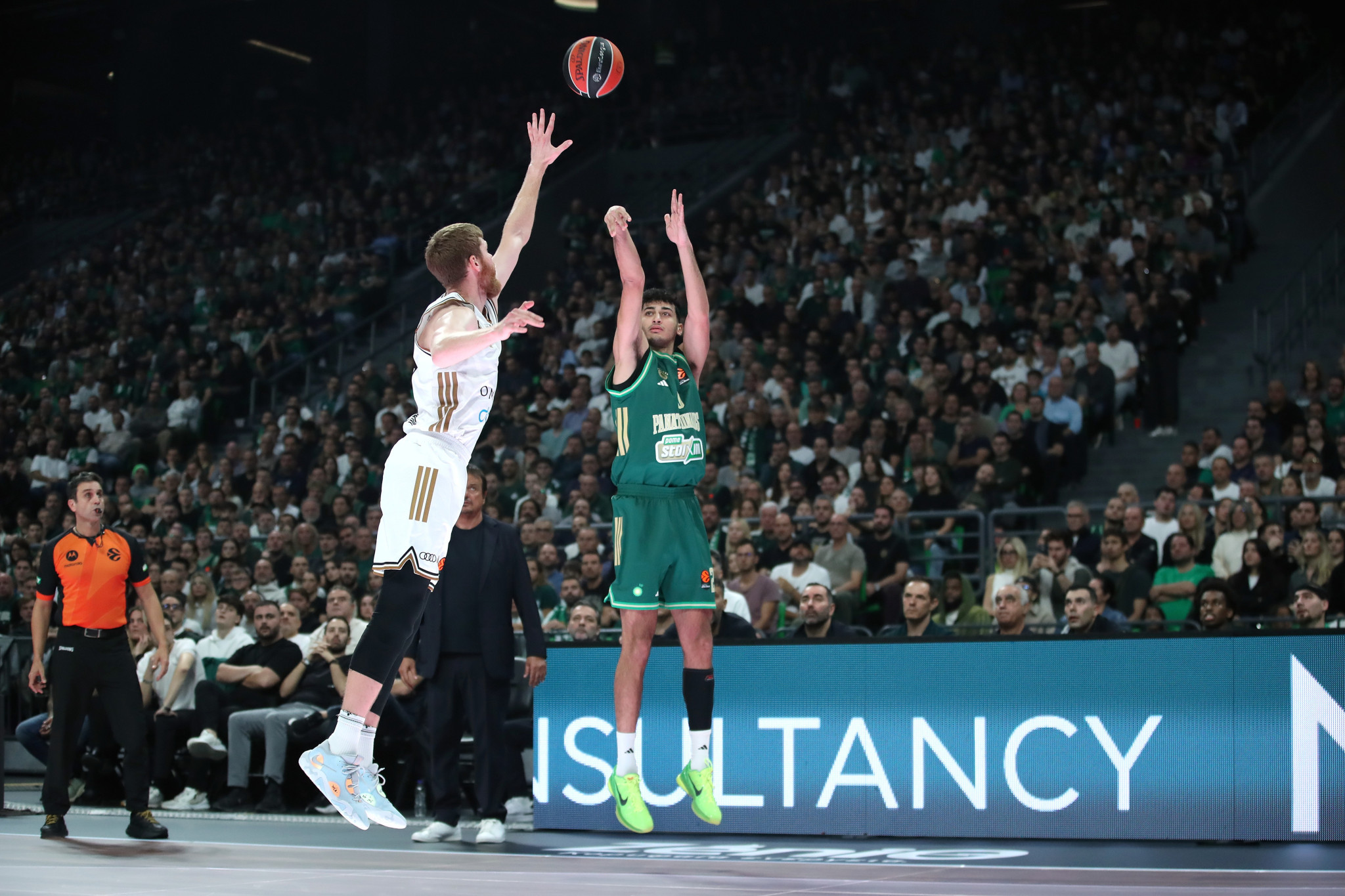 Σαμοντούροβ: «Η ομάδα είναι έτοιμη για το παιχνίδι με την Παρτίζαν - Ο κόσμος μας δίνει ώθηση» (video)