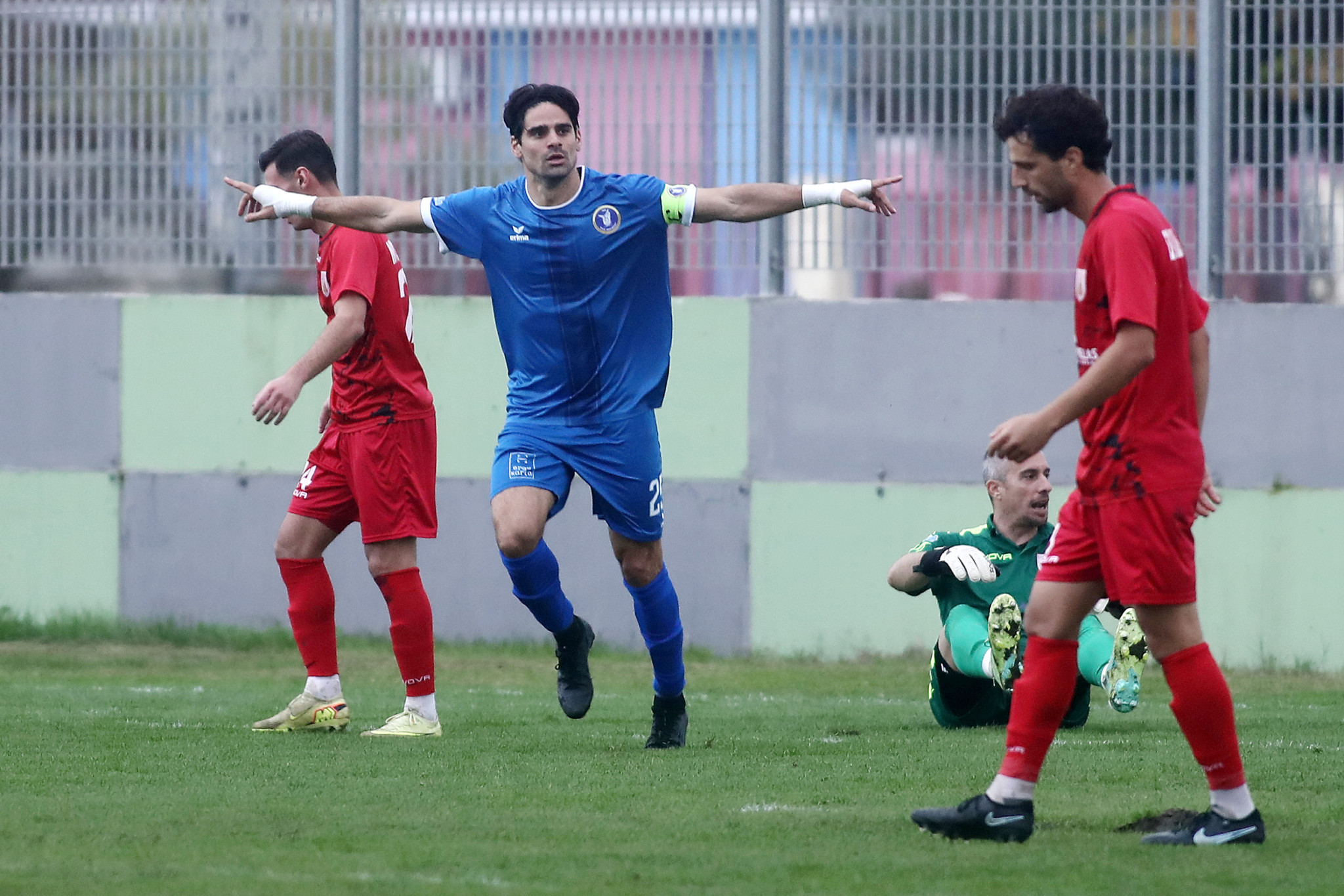 Με Λουκίνα η Νίκη Βόλου πέρασε και από την Χαλάστρα