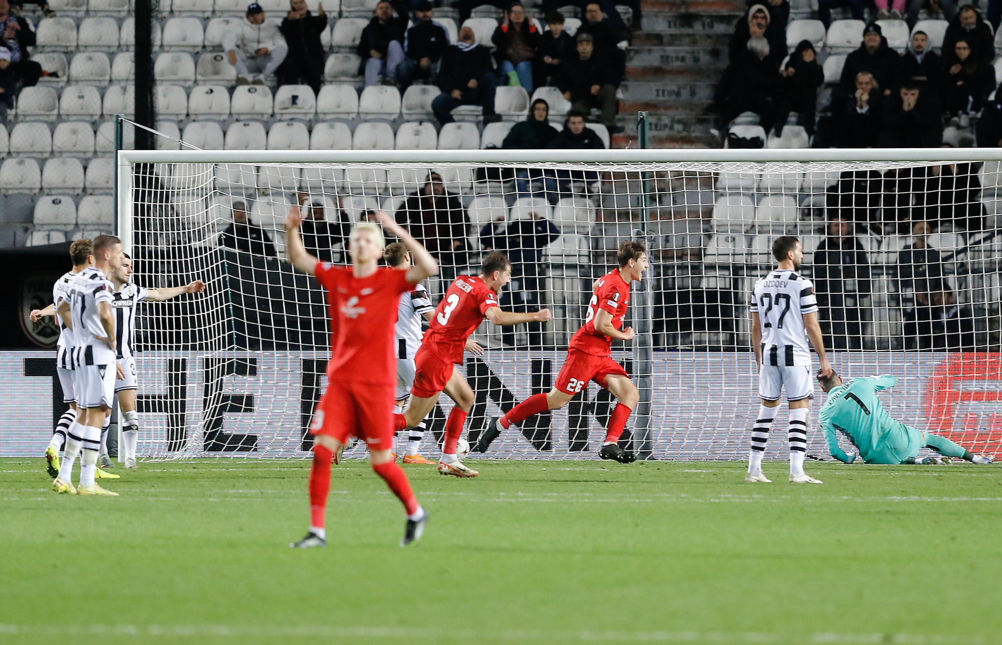 Ο ΠΑΟΚ δέχθηκε το γκολ της ισοφάρισης από την Μπραν με το στήθος! (video)