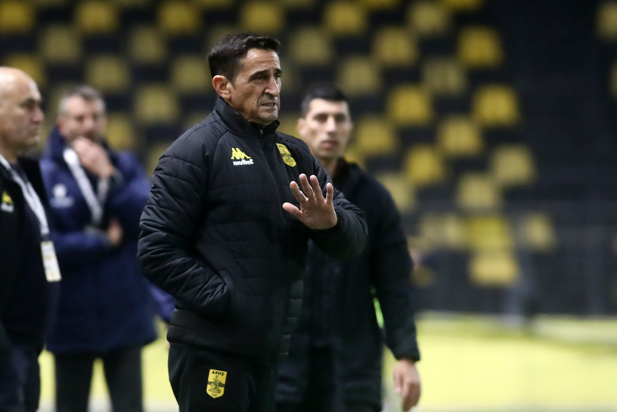 Το μήνυμα του Χιμένεθ στους παίκτες για τα ντέρμπι που έρχονται