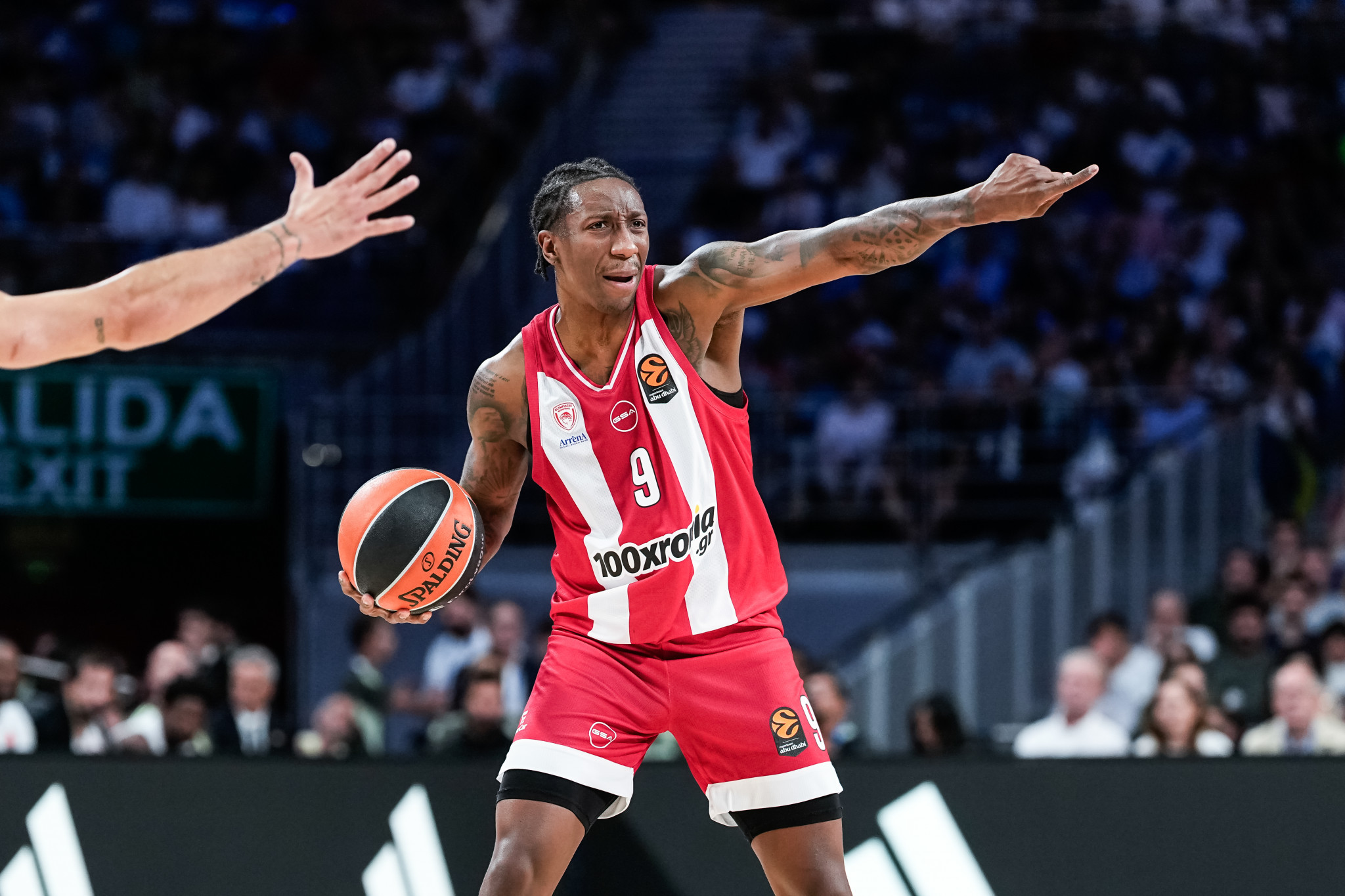 Τέλος κι επίσημα ο Λι από τον Ολυμπιακό - Ανακοινώνεται από την Εφές