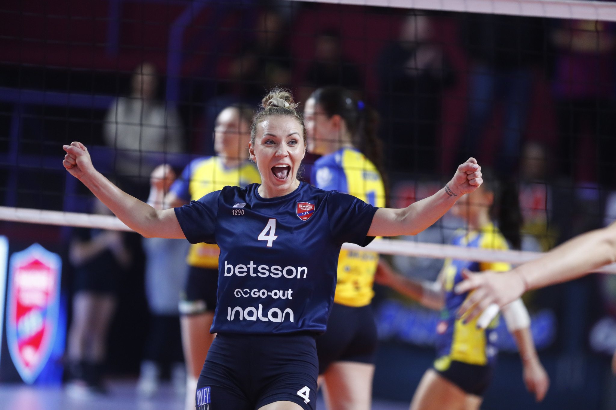 Ο Πανιώνιος «διέλυσε» την Κορόνα Μπρασόφ και έχει το προβάδισμα για τις «16» του CEV Challenge Cup