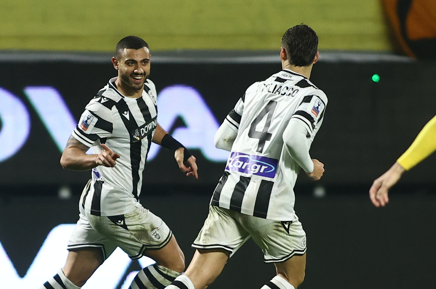 Ο Άρης κρατούσε τη νίκη, αλλά με «ψαλιδάκι» στο 95' ο Γιακουμάκης έδωσε βαθμό στον ΠΑΟΚ