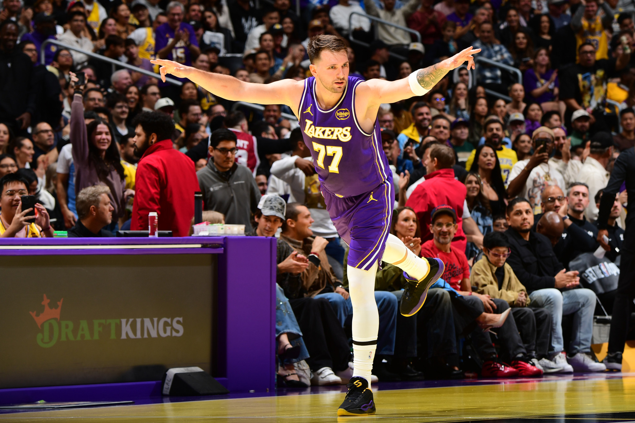 Πάτησαν γκάζι στο φινάλε οι Λέικερς