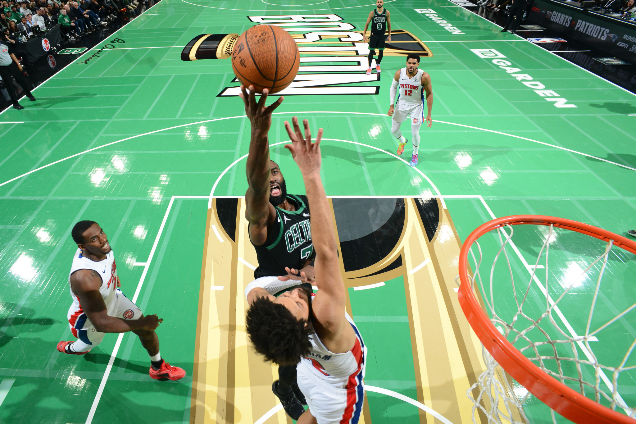 Στη Βοστόνη τελείωσε το σερί των Πίστονς, δίχως φρένα οι Θάντερ