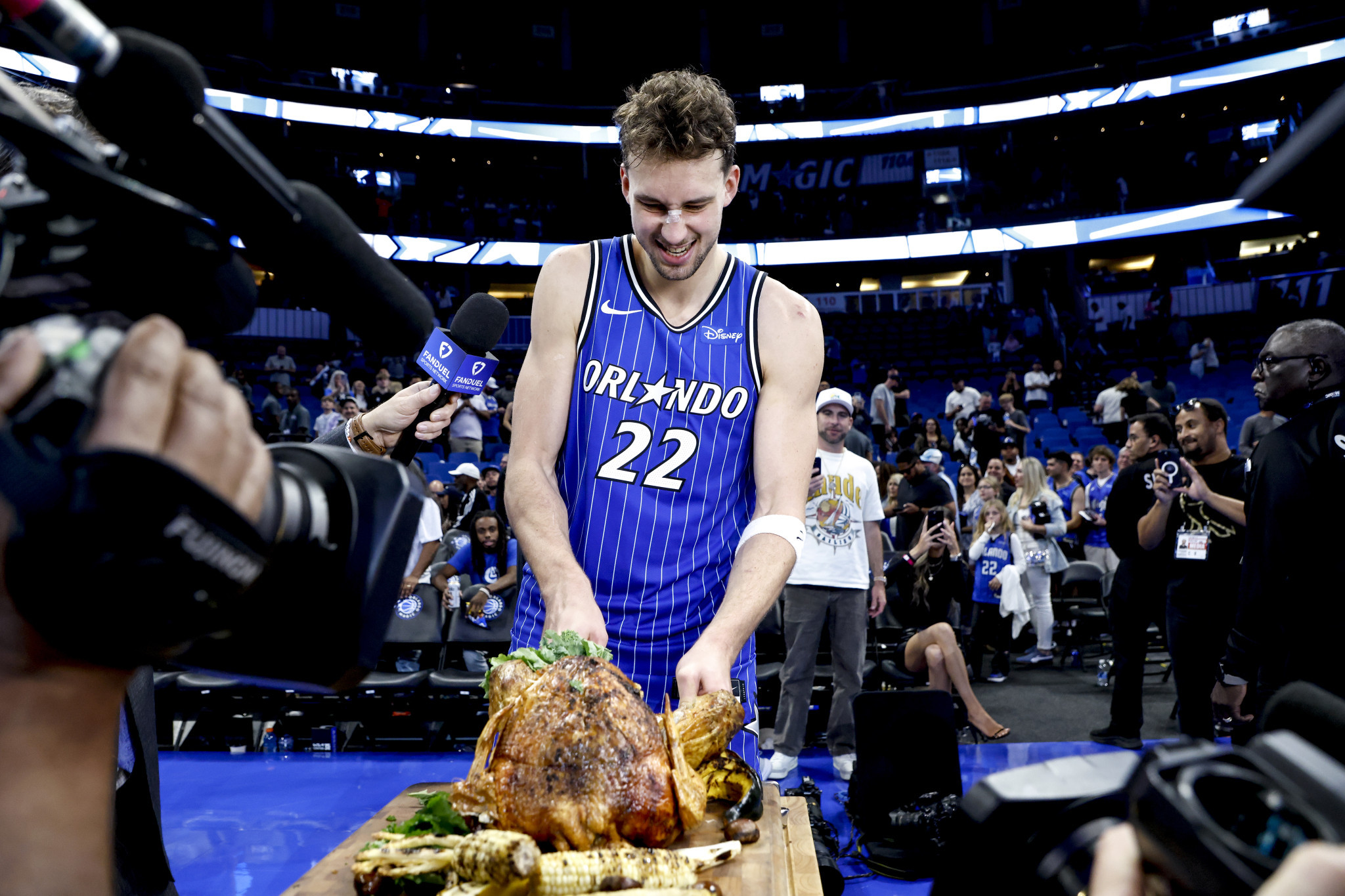 Παύση της δράσης στο NBA για μία μέρα: Από τα καρφώματα στην... παράλογη κατανάλωση γαλοπούλας (videos)