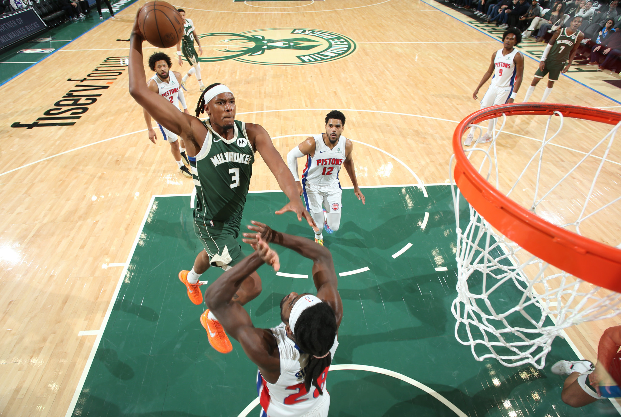 Επιτέλους νίκη για τους Μπακς, παρά τον τραυματισμό του Γιάννη