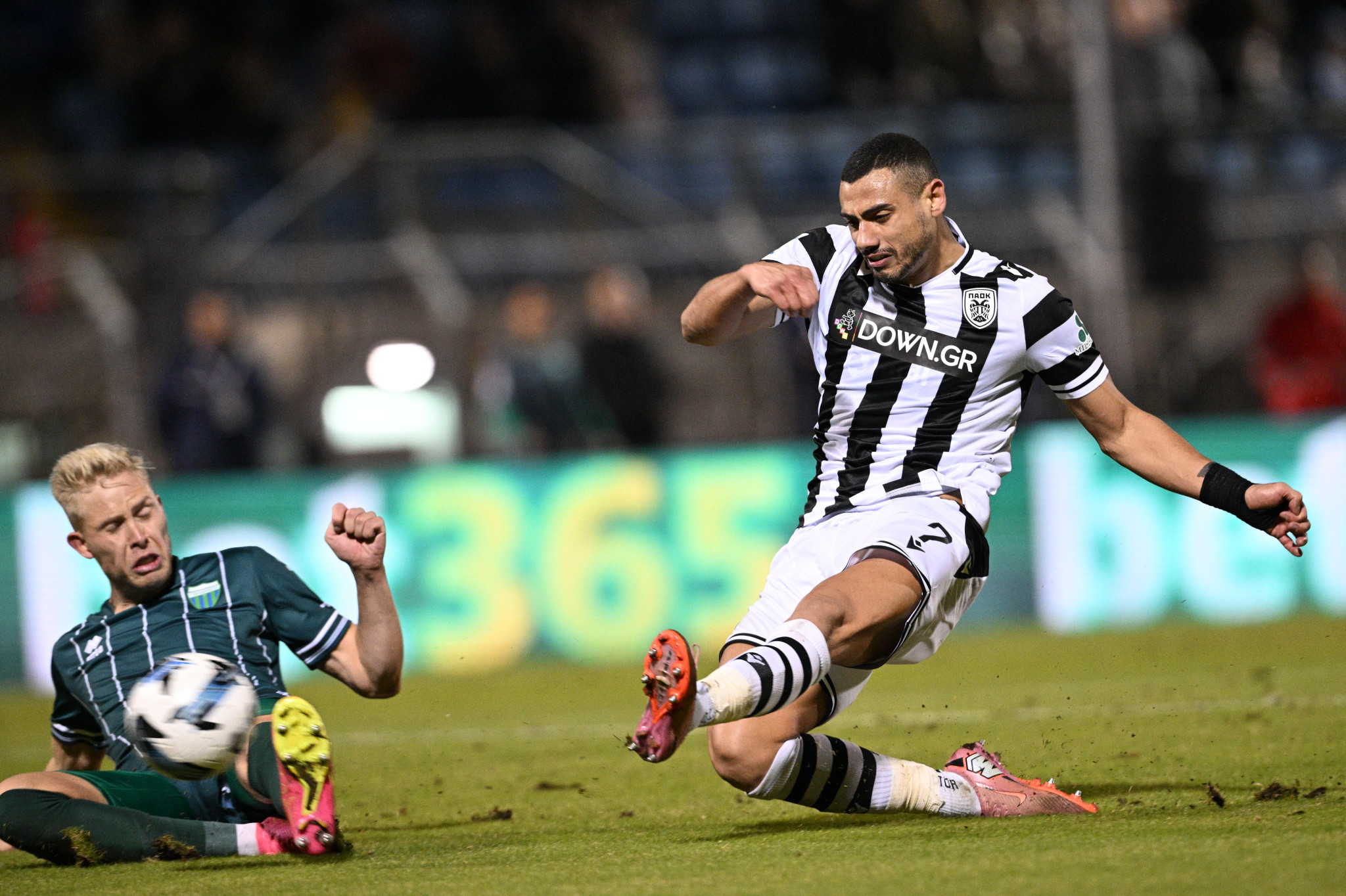 Το γκολ του Γιακουμάκη που έδωσε τη νίκη στον ΠΑΟΚ στην Λιβαδειά (video)