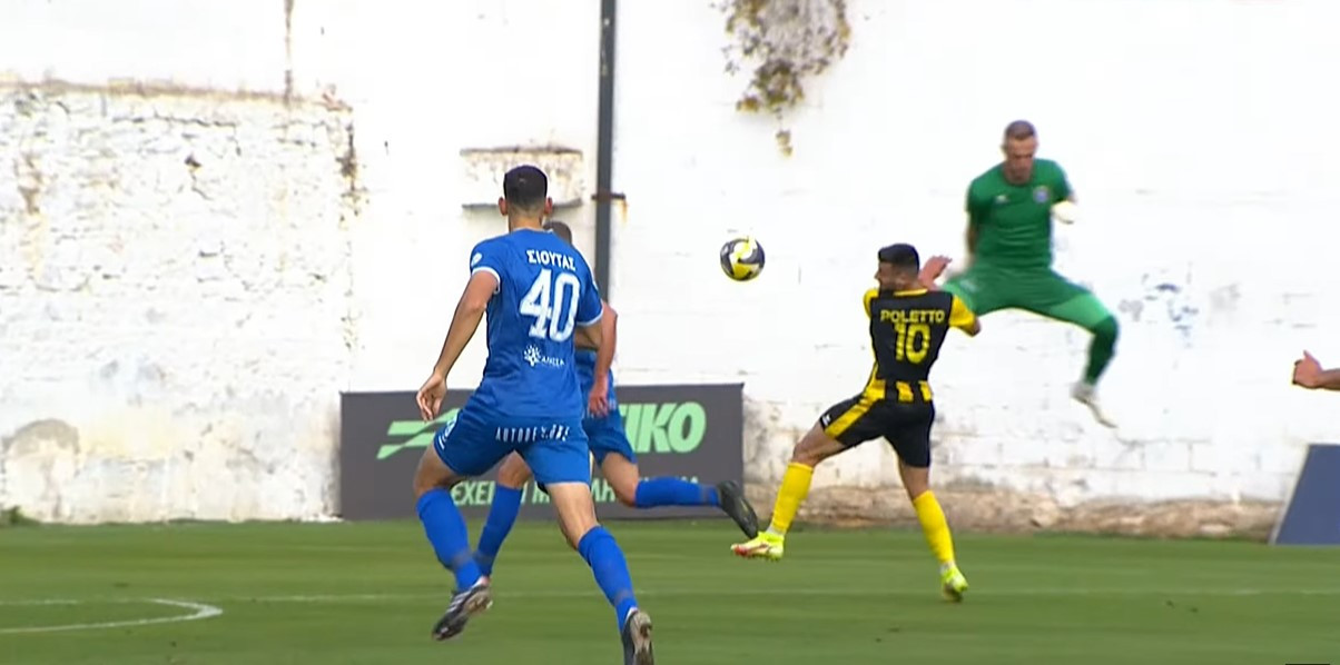 Αποβλήθηκε ο Γκαραβέλης της Νίκης Βόλου έπειτα από μαρκάρισμα στον Πολέτο (video)