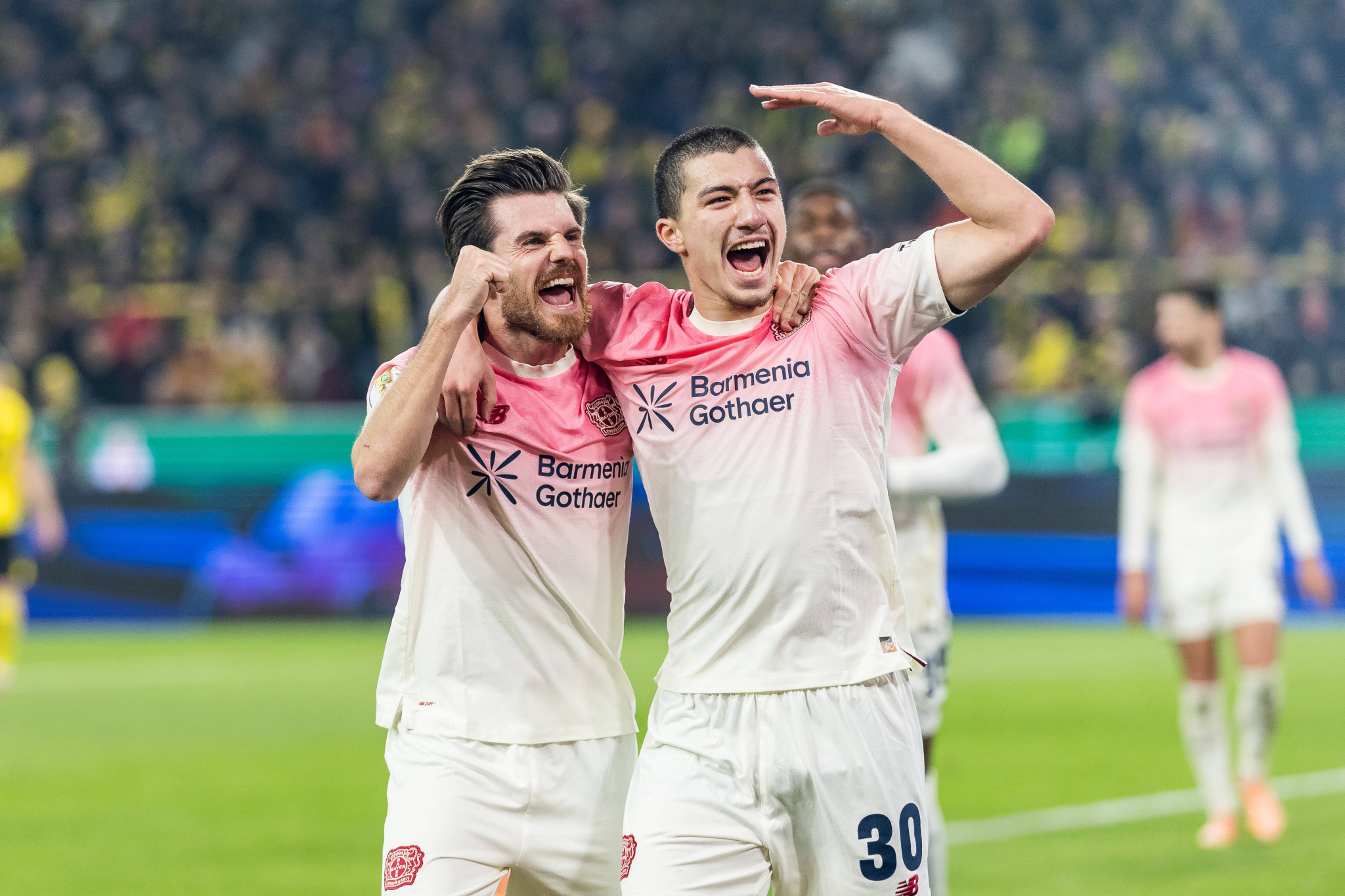 Η Λεβερκούζεν άλωσε τη Βεστφαλία και πέταξε εκτός Κυπέλλου την Μπορούσια Ντόρτμουντ