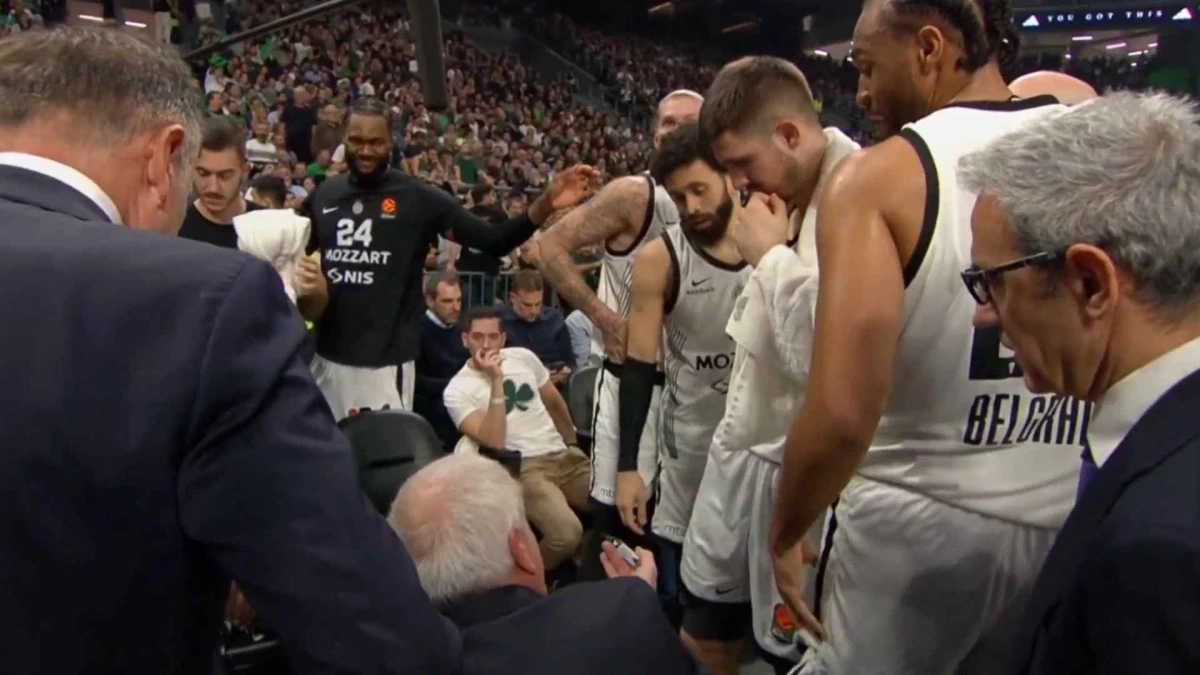 Το... λάθος του Μαρίνκοβιτς στο τάιμ άουτ που έκανε έξαλλο τον Ομπράντοβιτς (video)