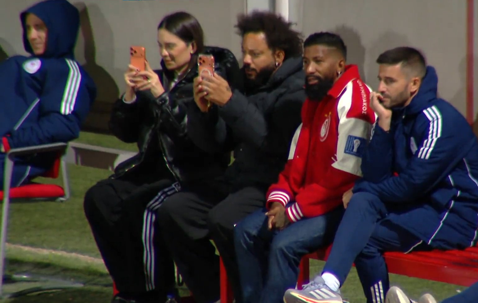 Τρομερή σκηνή: Ο γιος του Μαρσέλο μπήκε αλλαγή και ο πατέρας του τον έβγαζε βίντεο (video)