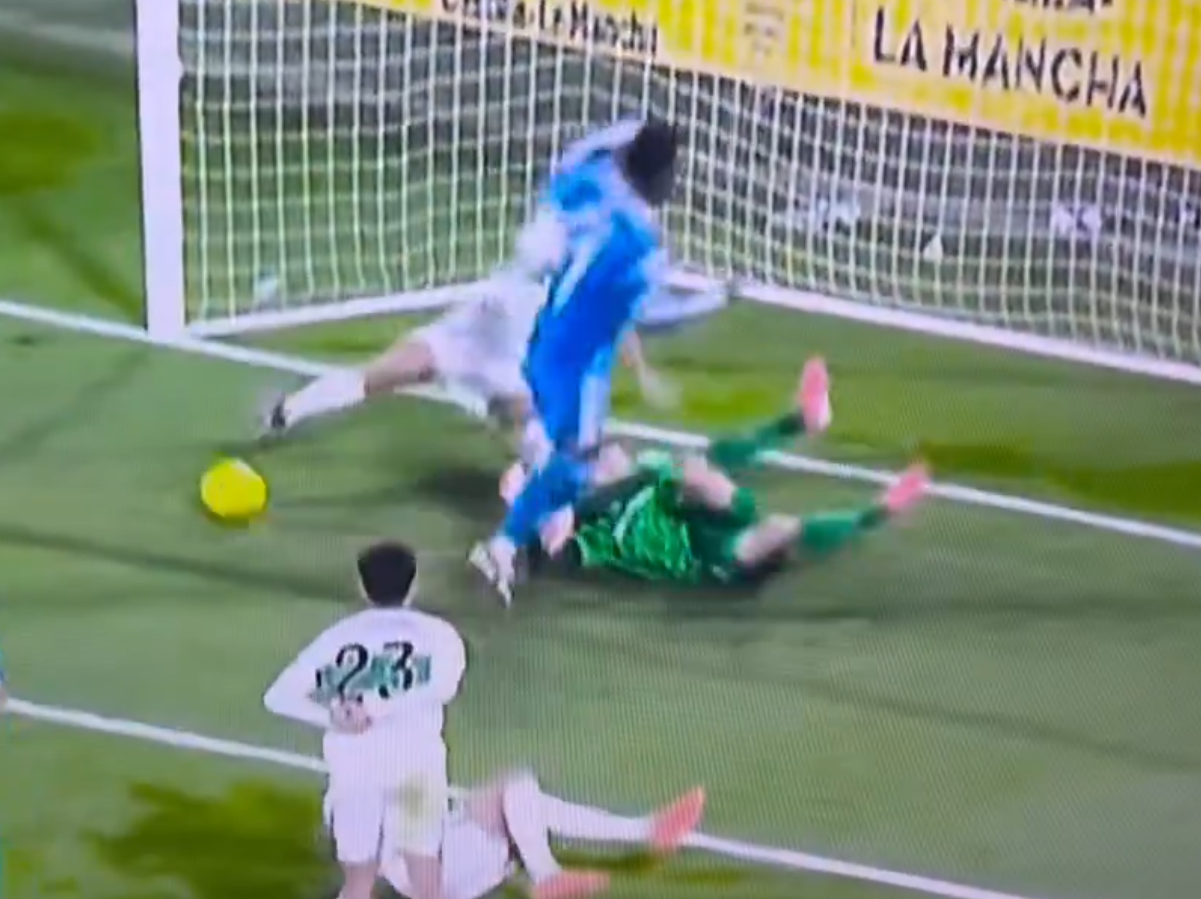 Παράπονα στην Ισπανία για το γκολ ισοφάρισης της Ρεάλ: «Πεντακάθαρο φάουλ, μάτωσε ο τερματοφύλακας»