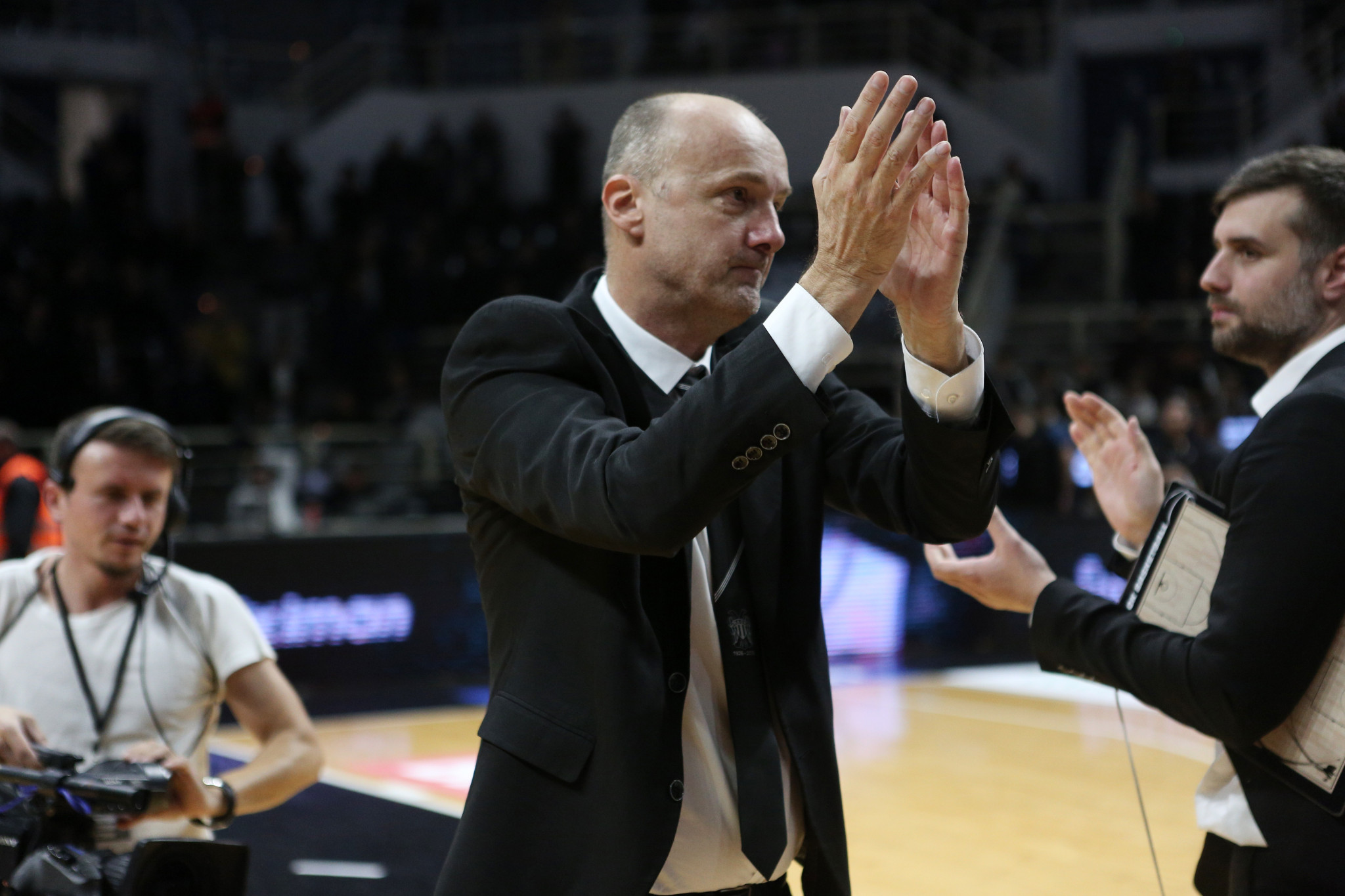 Ζντοβτς: «Ναι, ψάχνει ψηλό η ομάδα...»