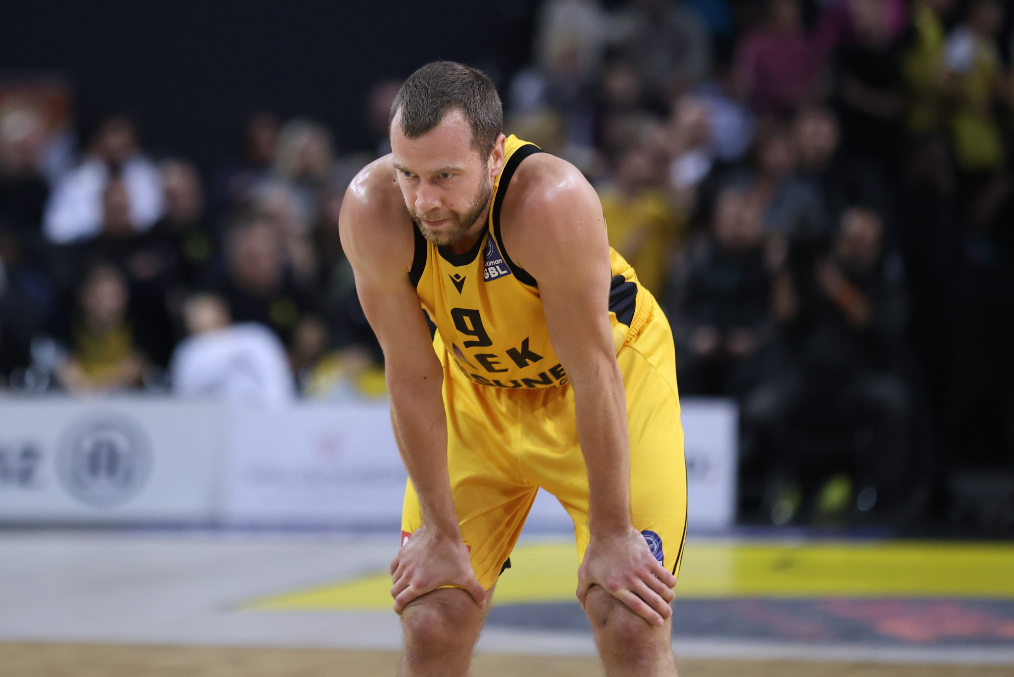 Με... μισή ομάδα στην Ουγγαρία η ΑΕΚ: Εκτός με ίωση οι Σίλβα και Λεκαβίτσιους