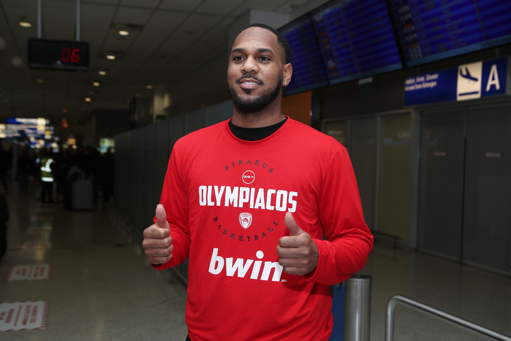 Μπαρτζώκας για Μόρις: «Ήθελε να πάει στο ΣΕΦ για σουτάκια»