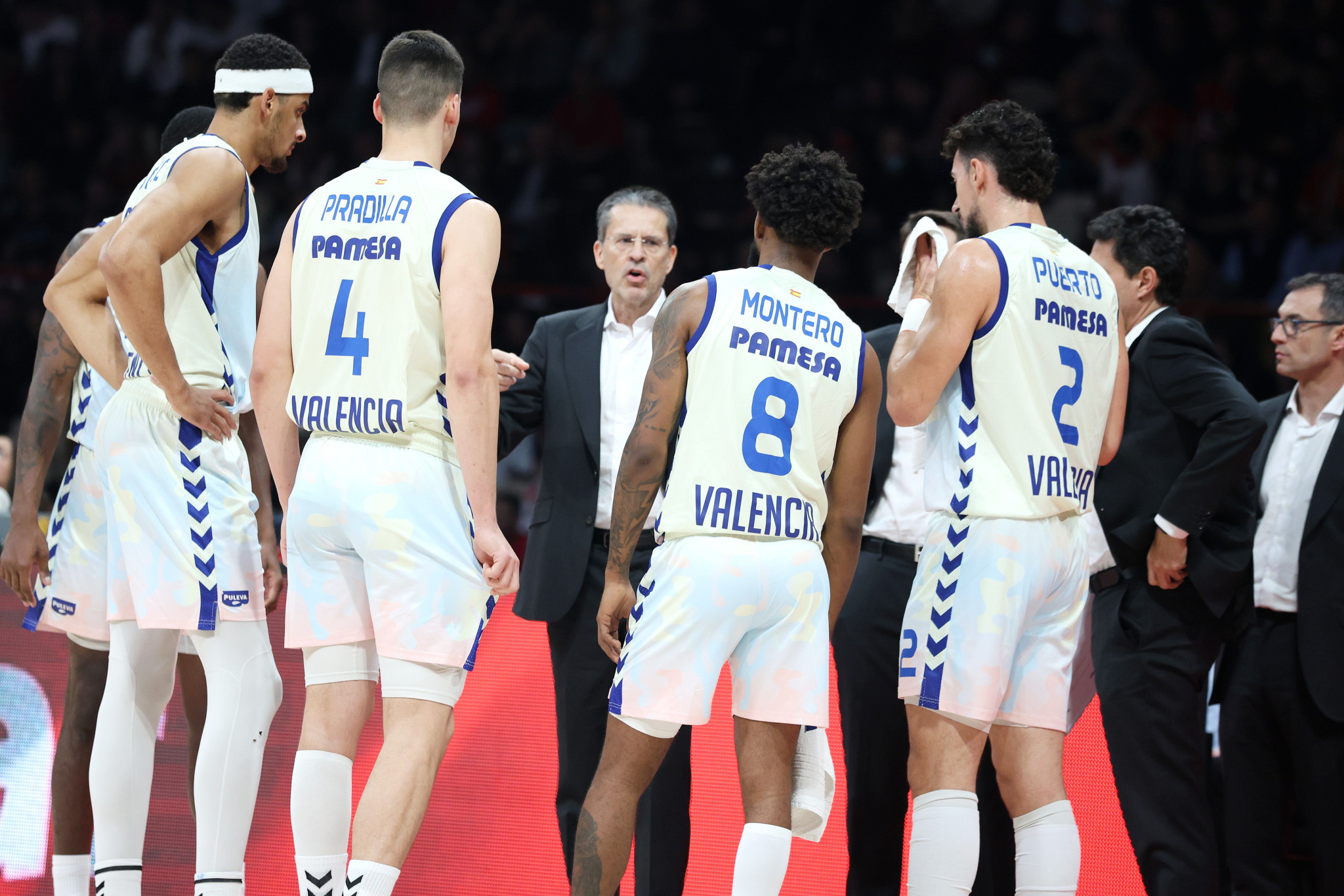 Με διαφορετικούς πρωταγωνιστές και έναν κοινό παρονομαστή: Η Βαλένθια «καθάρισε» Ολυμπιακό, Παναθηναϊκό με τον τρόπο της