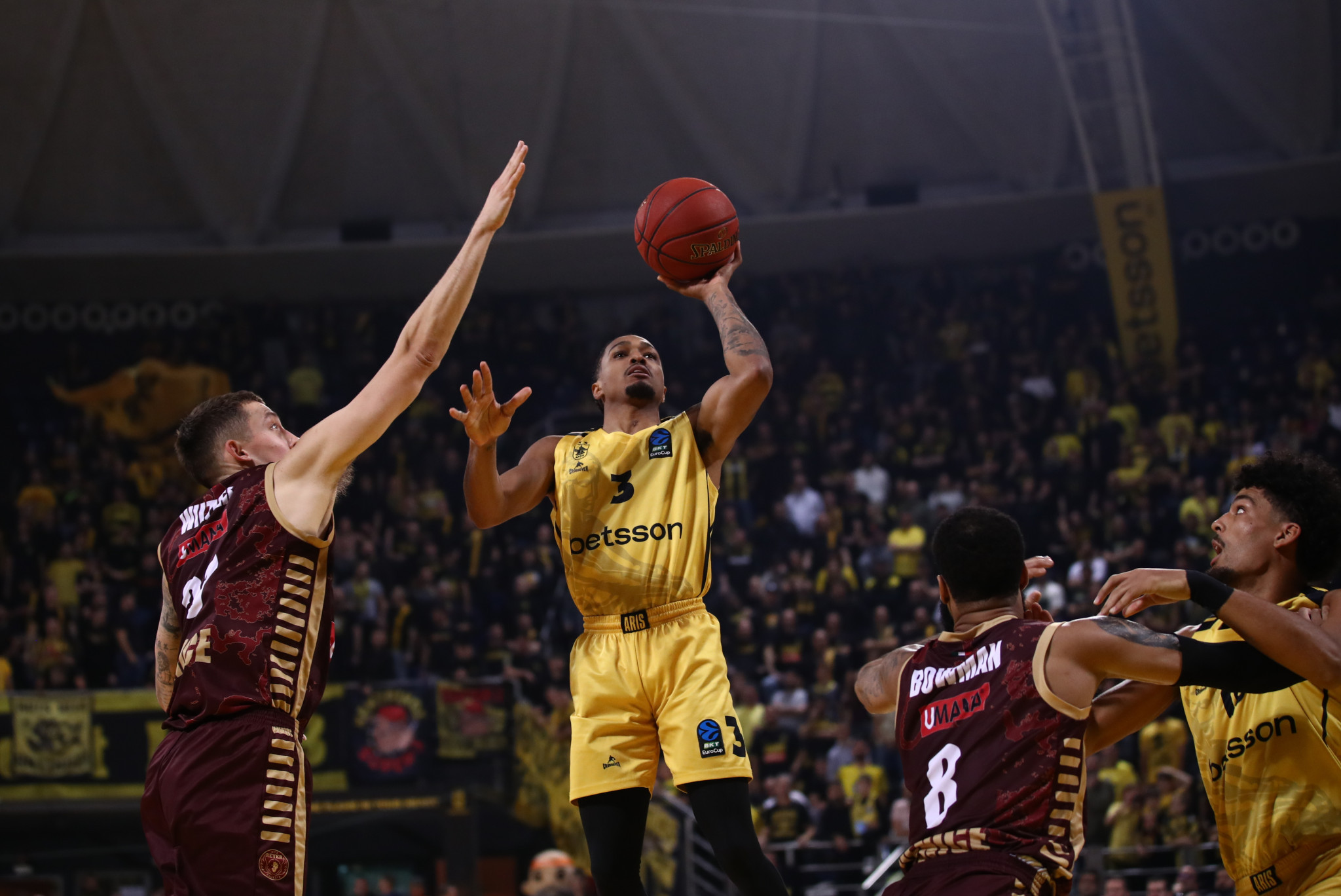 Με τρομερό Μπράις Τζόουνς νίκησε την Βενέτσια ο Άρης