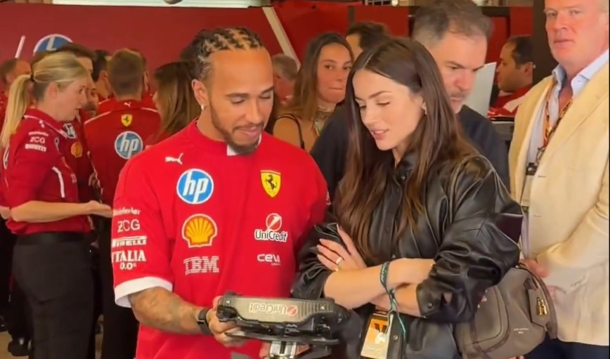 Η Άνα Ντε Άρμας σε τετ α τετ με τον Χάμιλτον πριν από το Grand Prix του Άμπου Ντάμπι (videos)