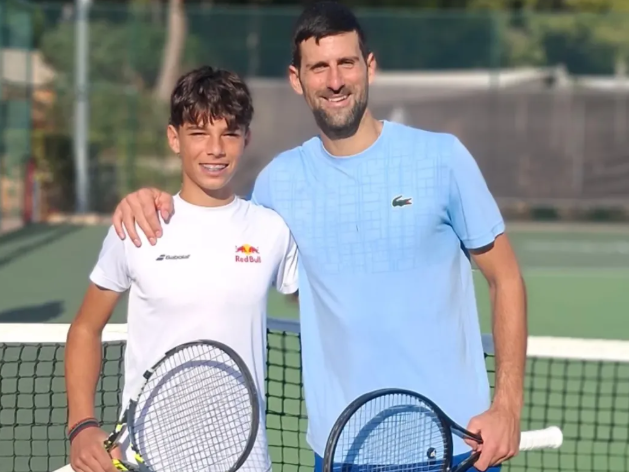 Τζόκοβιτς σε Παγώνη: «Σε παρακαλώ θυμήσου την προπόνηση μας όταν πάρεις το πρώτο σου Grand Slam» (video)